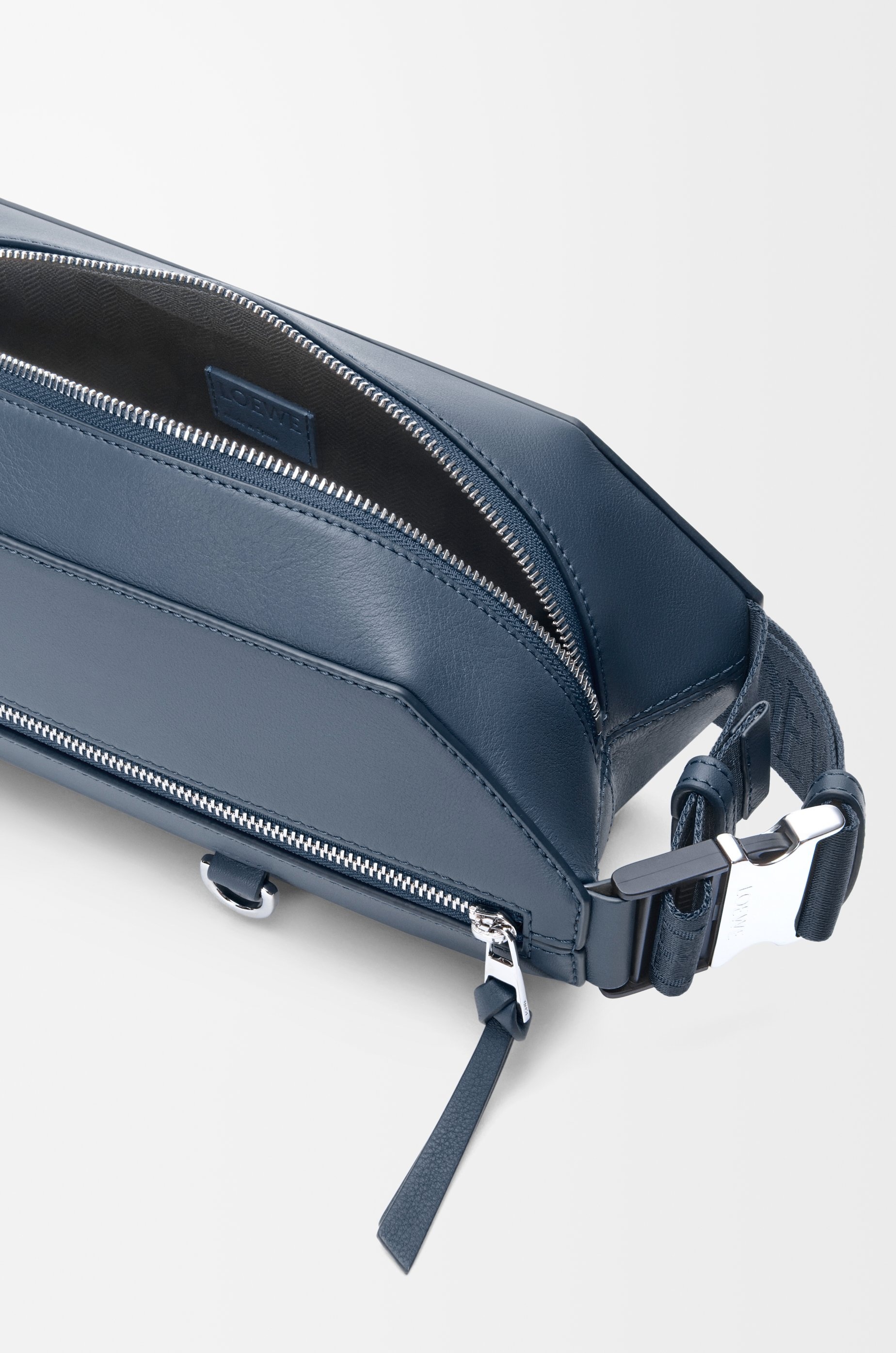 Convertible sling in classic calfskin - 5