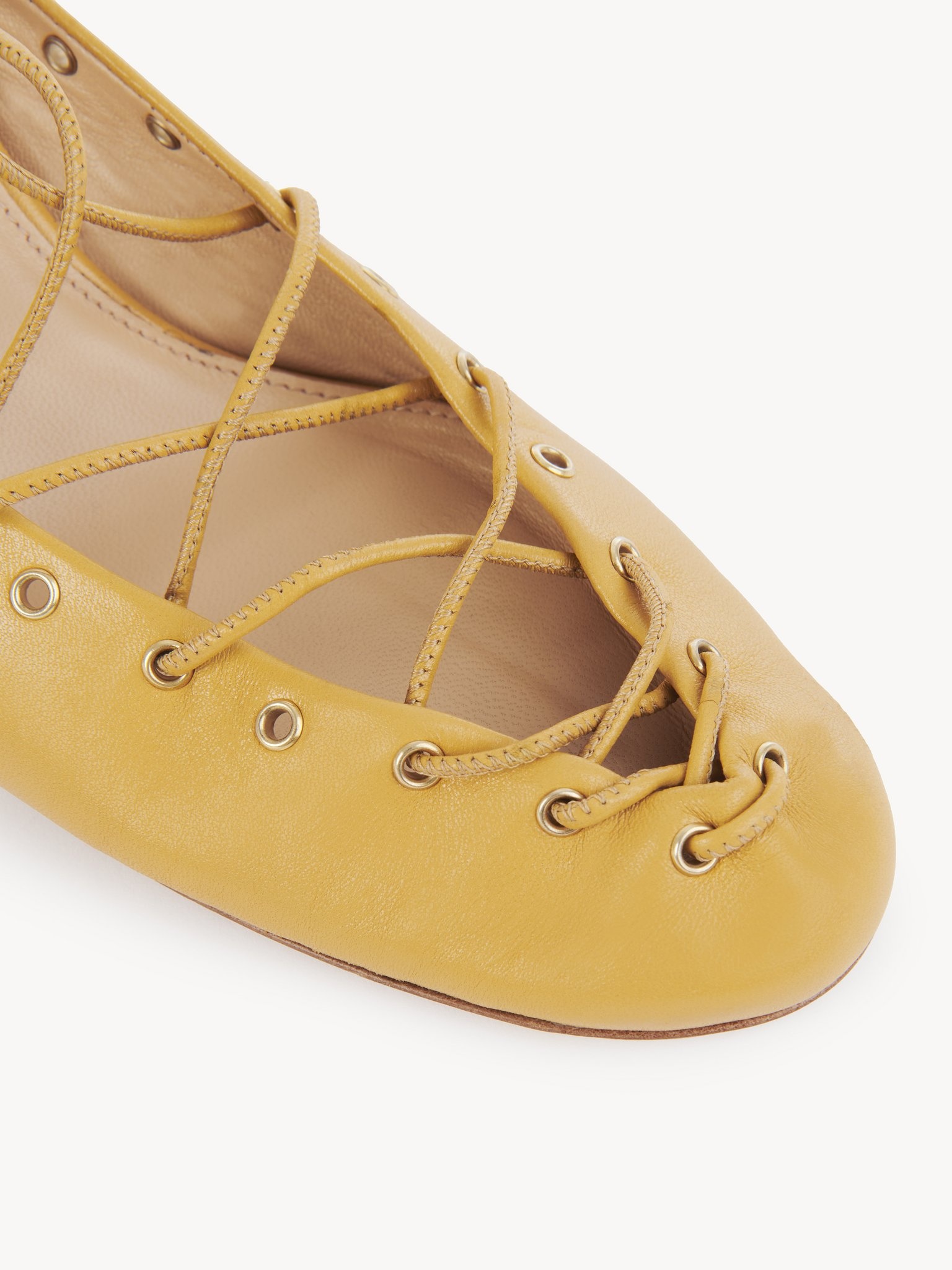 CHLOÉ GHILLIES PUMP - 4