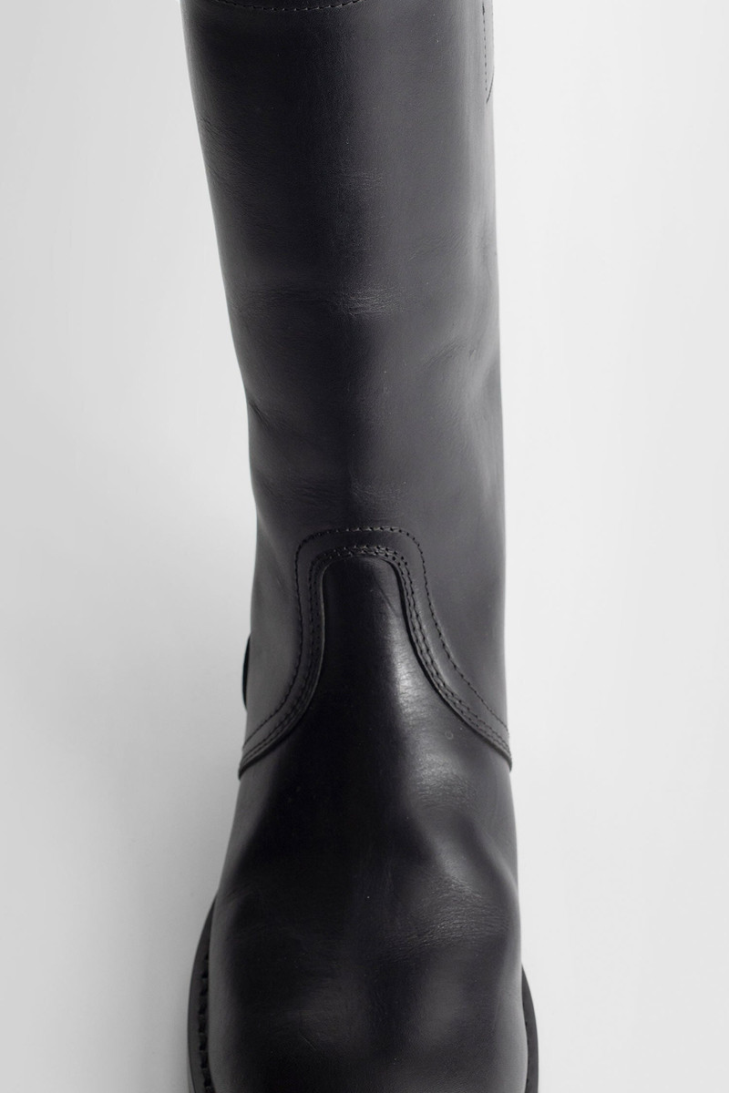 Burning-Leather-Boots 5