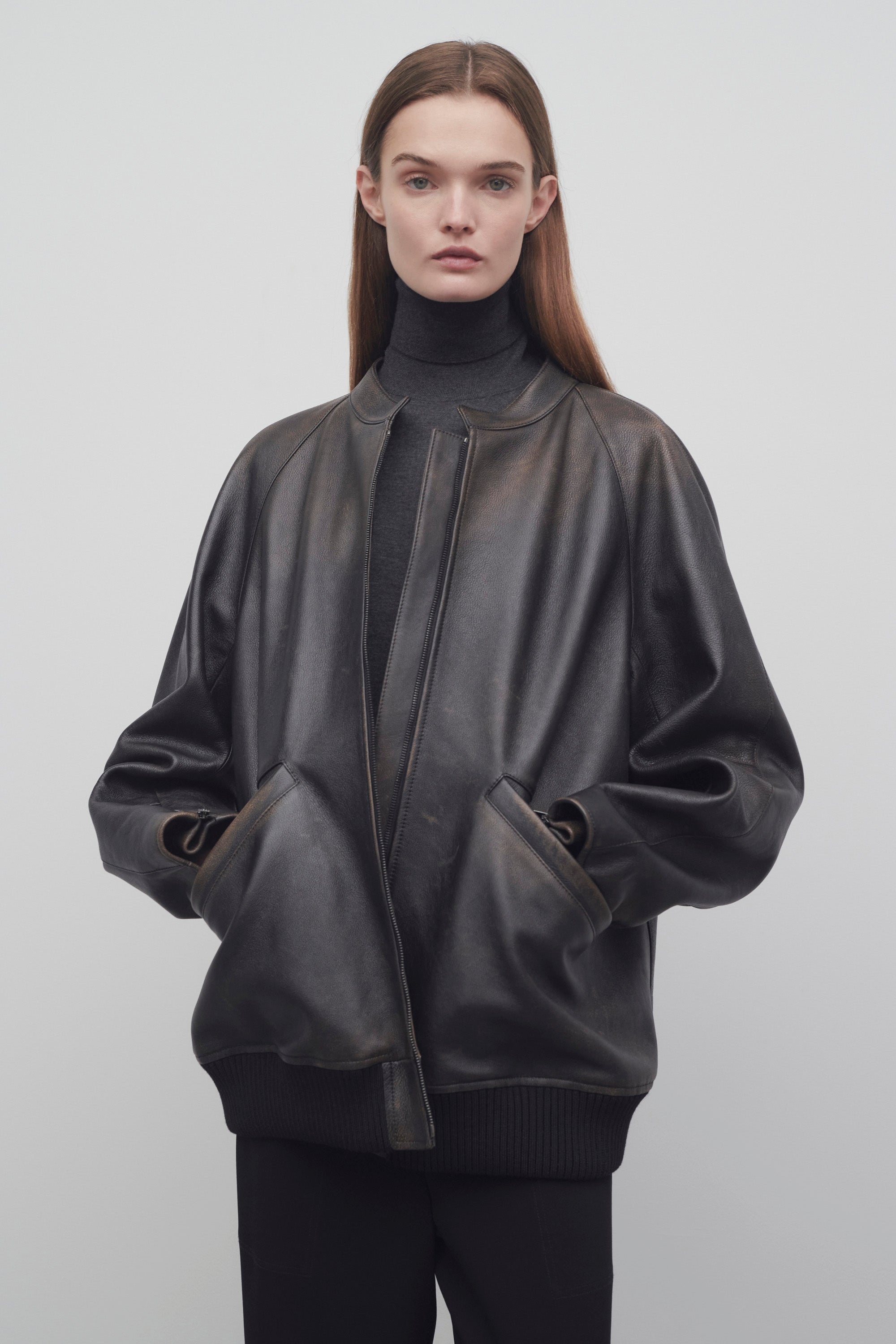 Kengia Jacket in Leather - 3