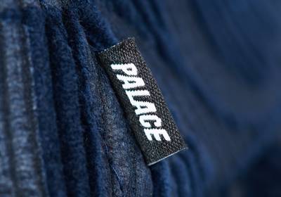 PALACE BOSSY BUCKET NAVY outlook