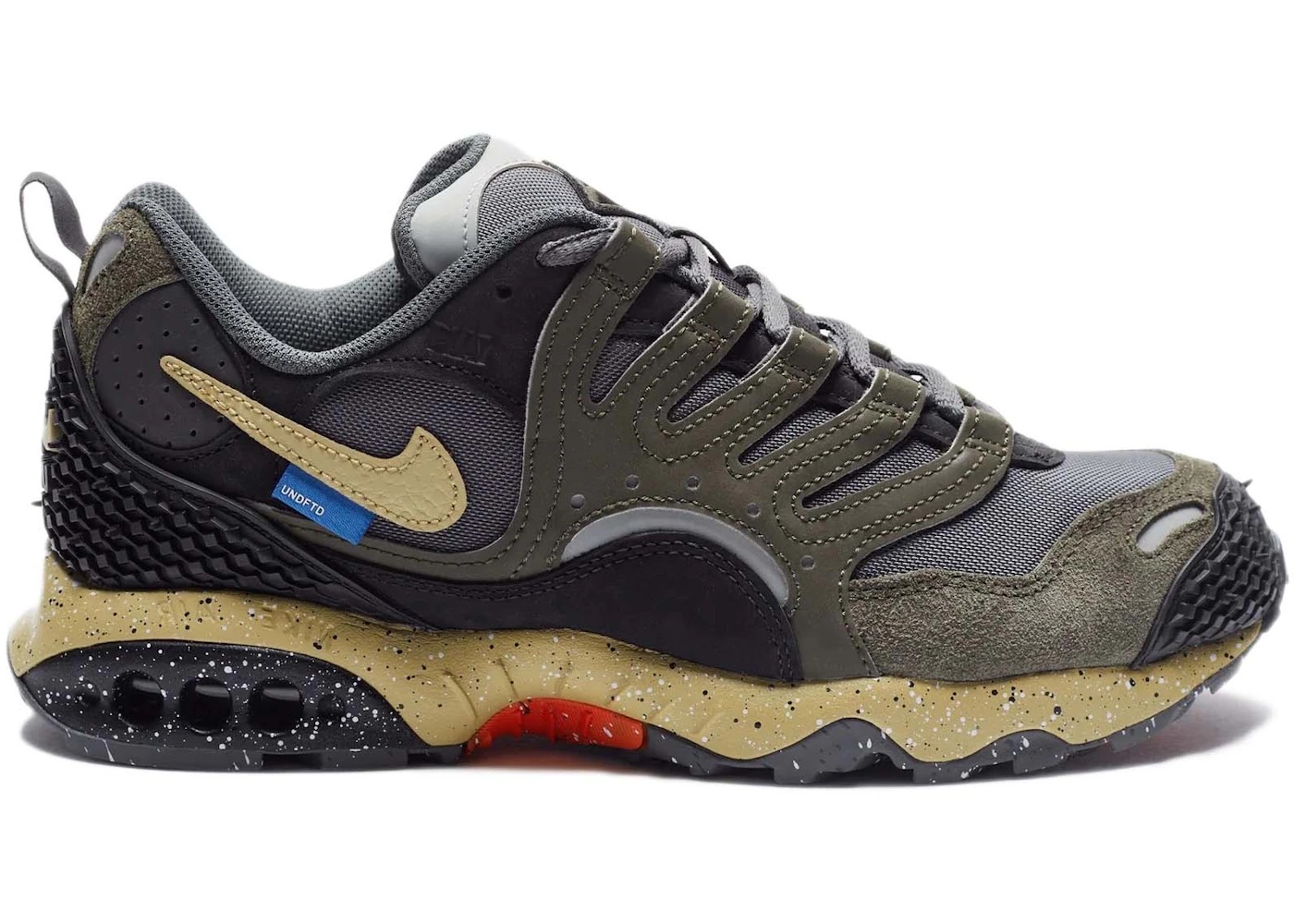 Nike Air Terra Humara Undefeated Cargo Khaki - 1