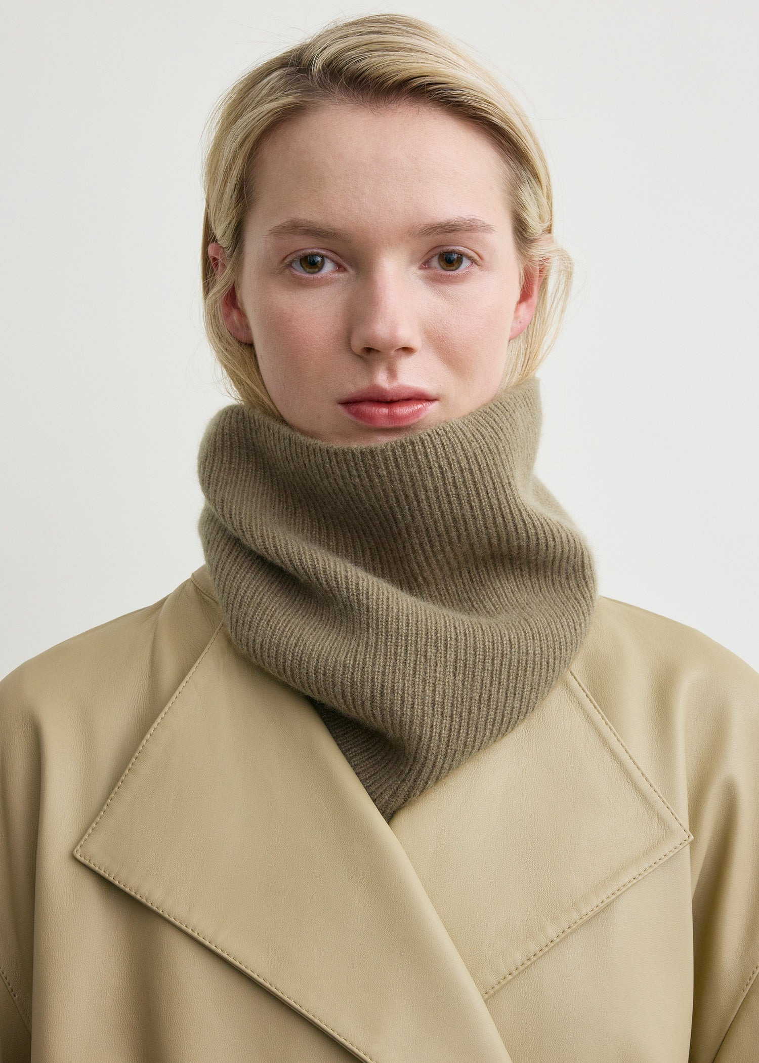 Cashmere neck warmer hazel - 2
