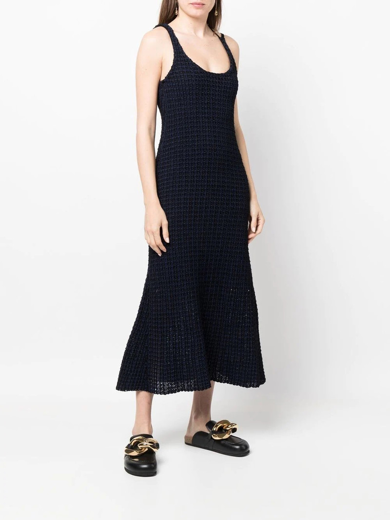 scoop neck sleeveless midi dress 3