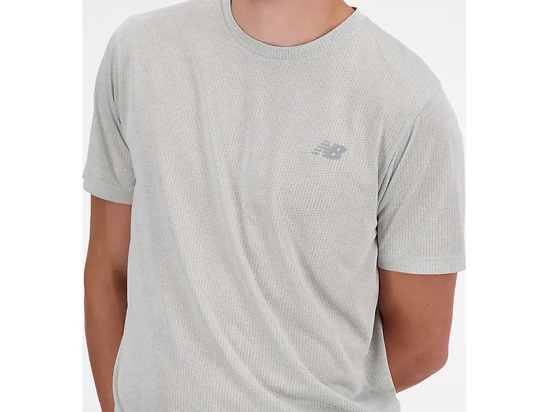 New Balance Athletics Run T-Shirt - 4