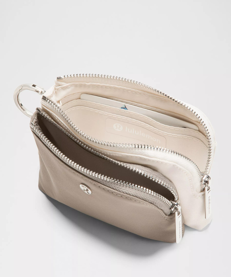 Double Zip Clippable Card Pouch 4