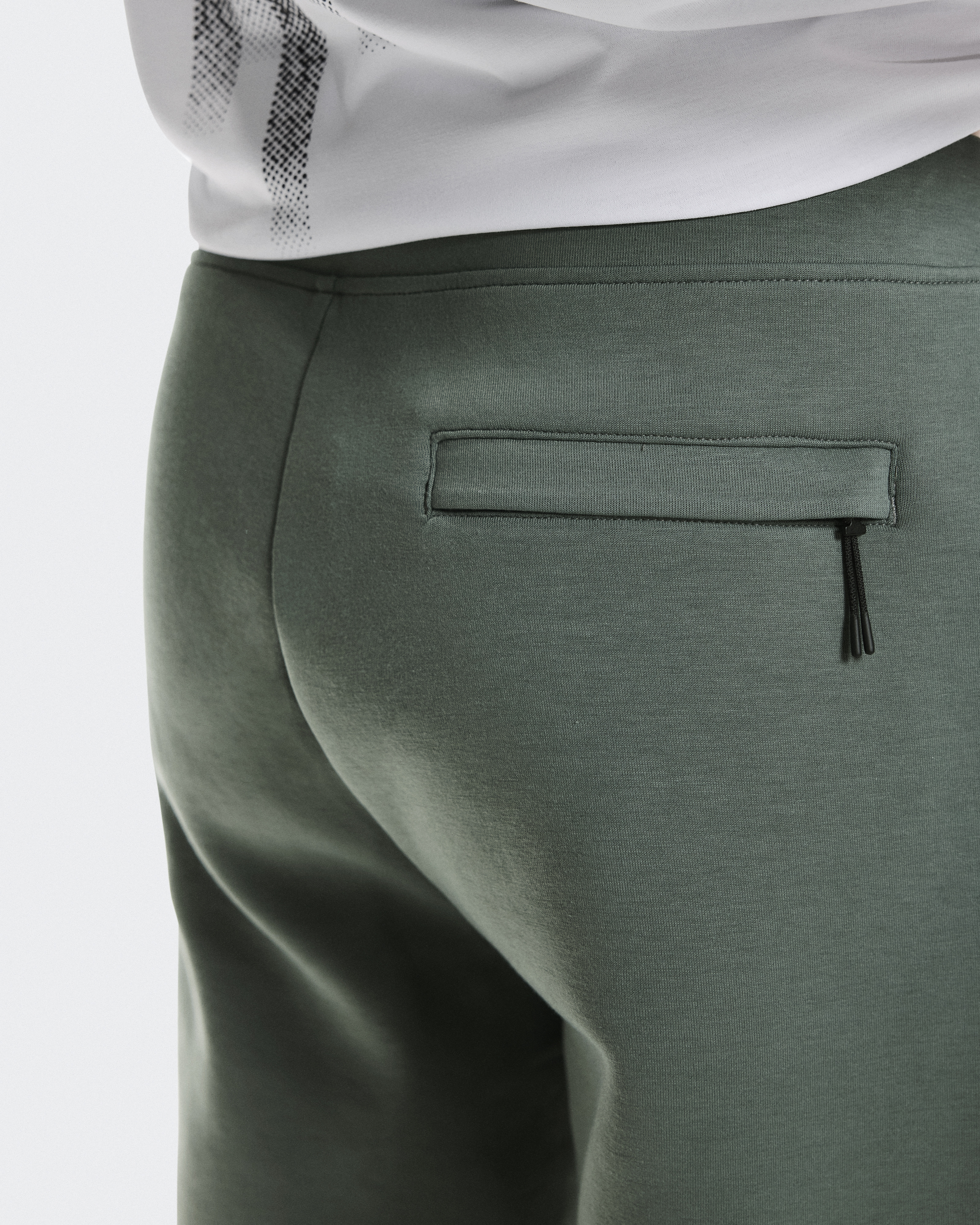 Focus Tech Sweatpants - 5