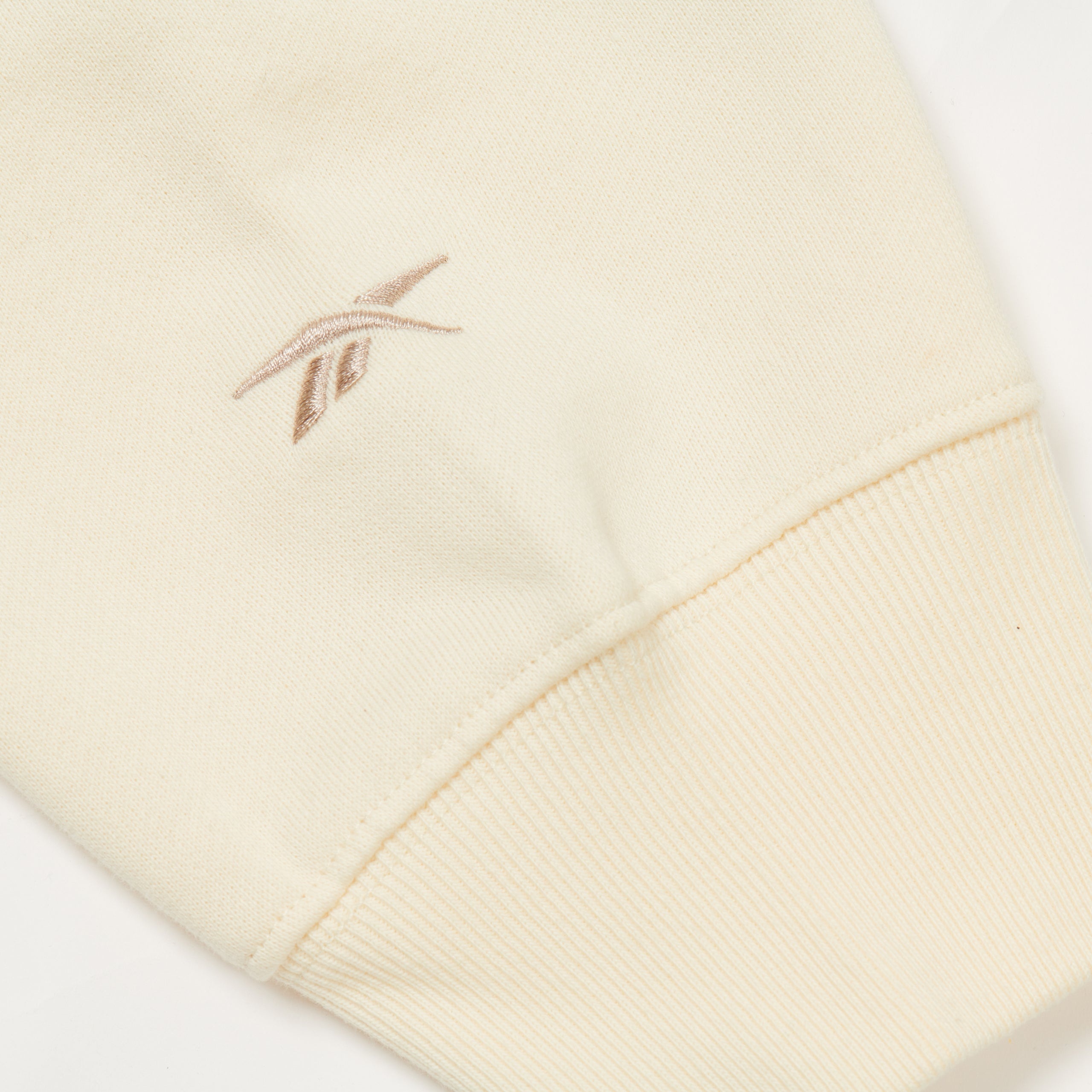 PALACE REEBOK HOOD OFF WHITE - 3