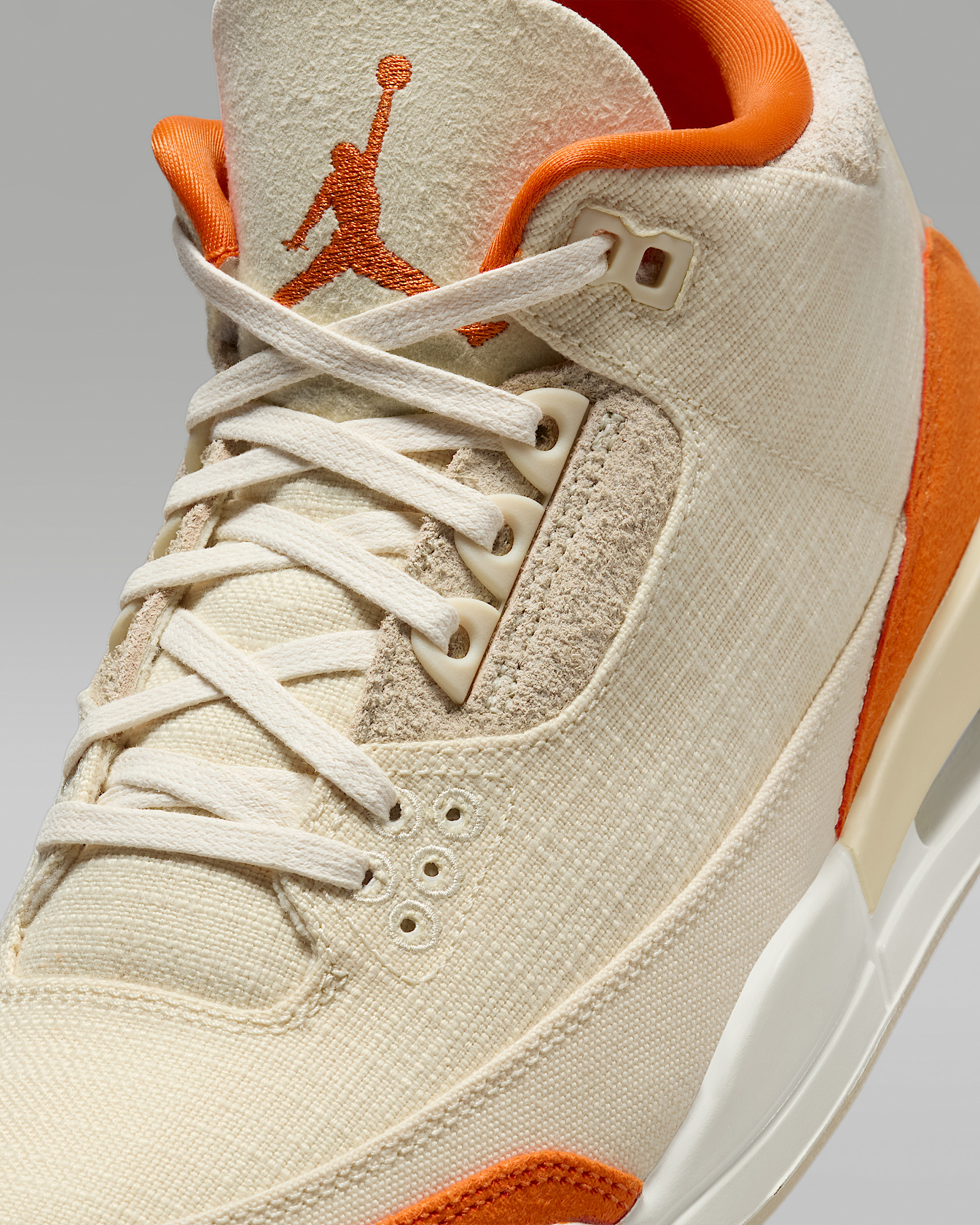 Air Jordan 3 Retro Women's Shoes - 7