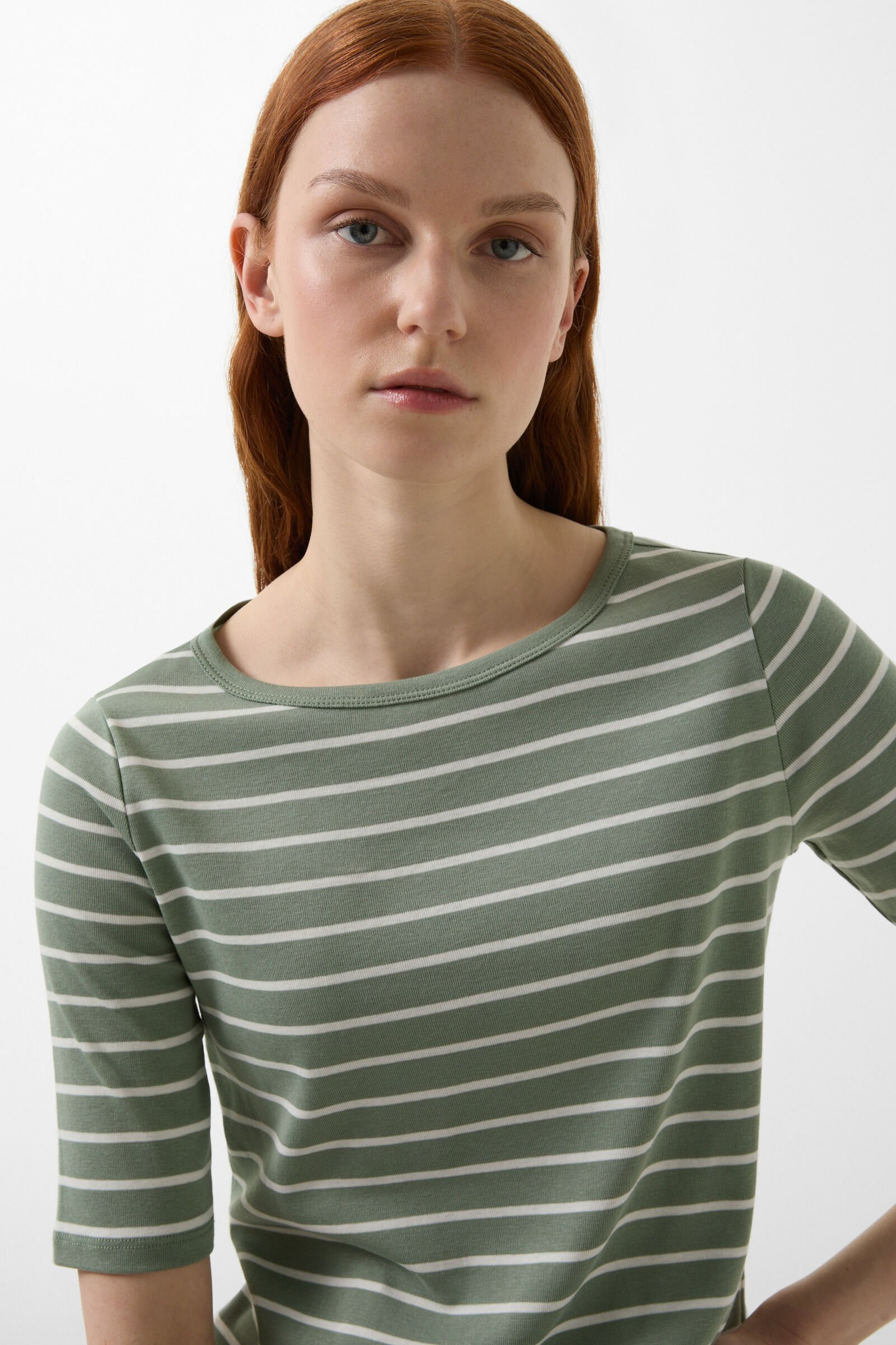 T-shirt Louna in Lime green/off-white - 5
