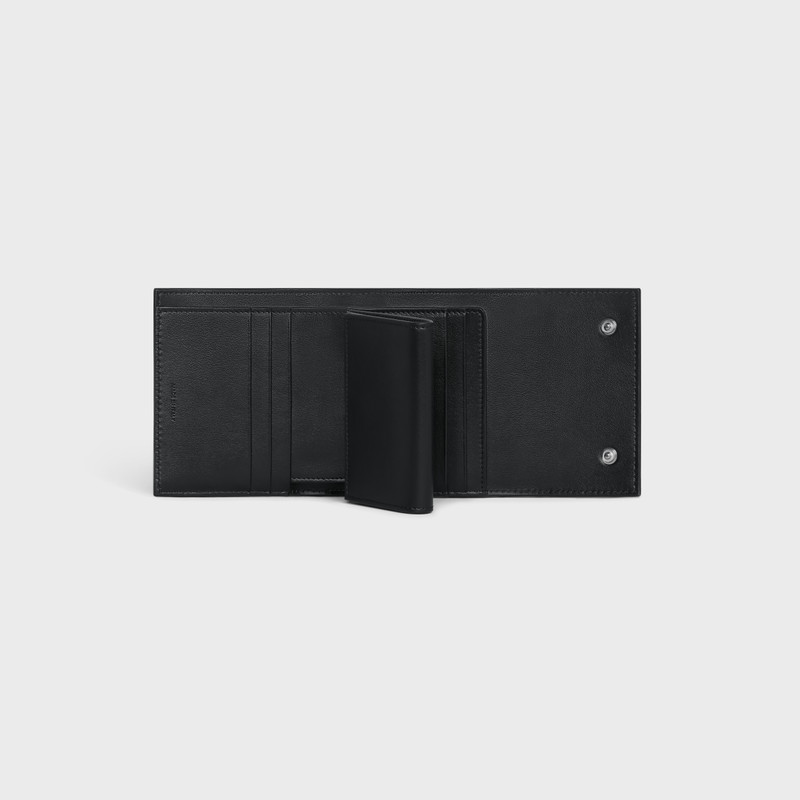 Small trifold wallet in Grained calfskin 4