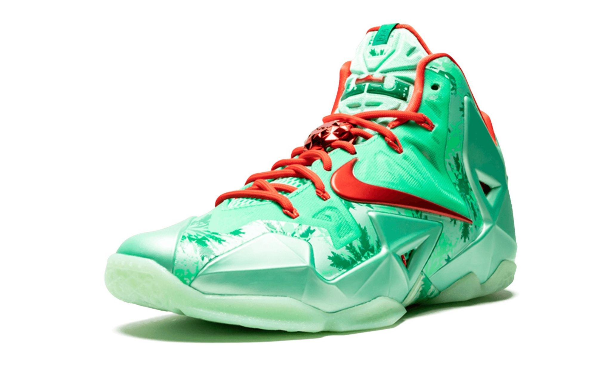 Lebron 11 "Christmas" - 4