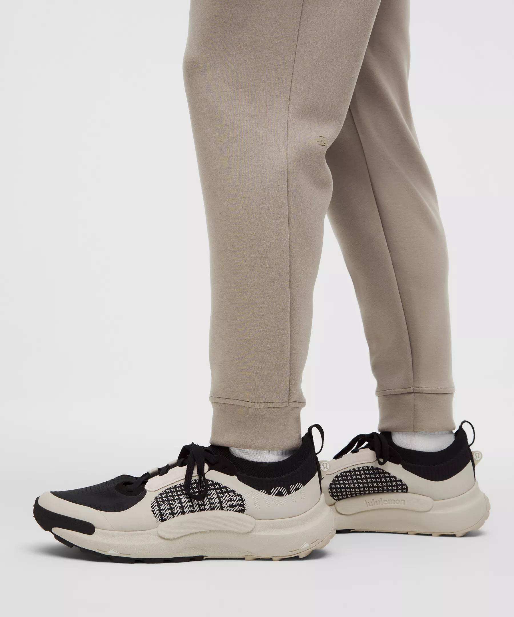 Smooth Spacer Jogger *Shorter - 7