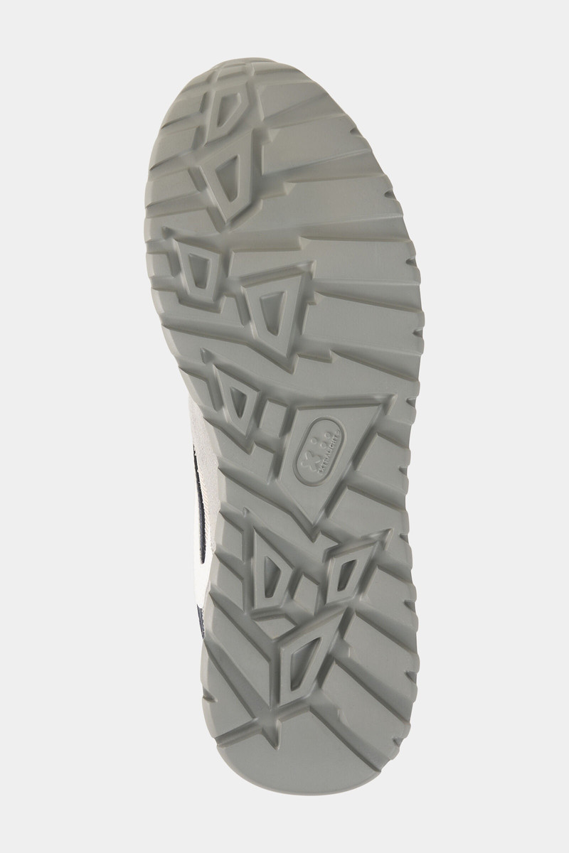 Michigan sneaker in Gray/navy blue/pink 8