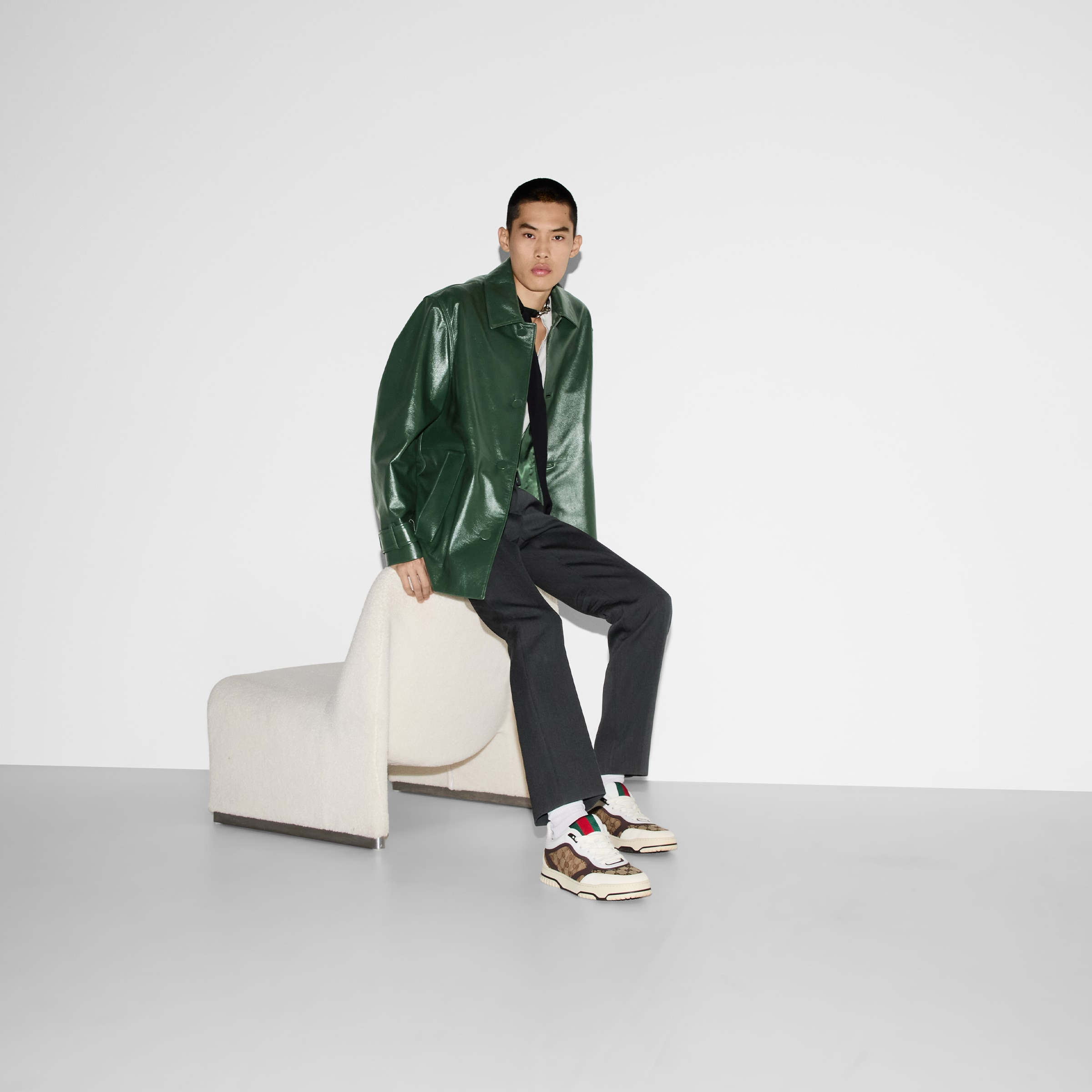 Men's Gucci Re-Web sneaker - 3