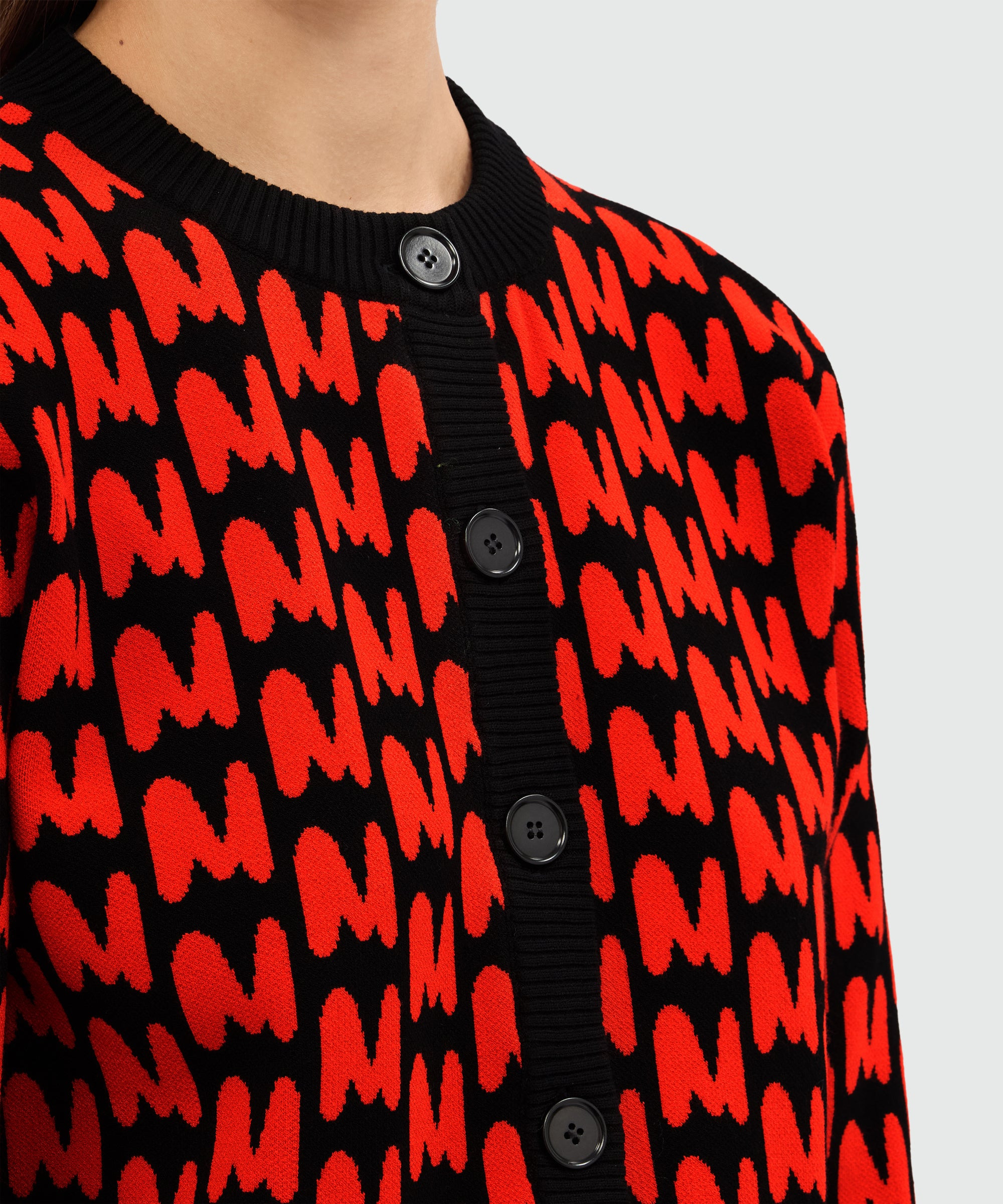 Black knitted cardigan with jacquard pattern "TheMwave" - 5