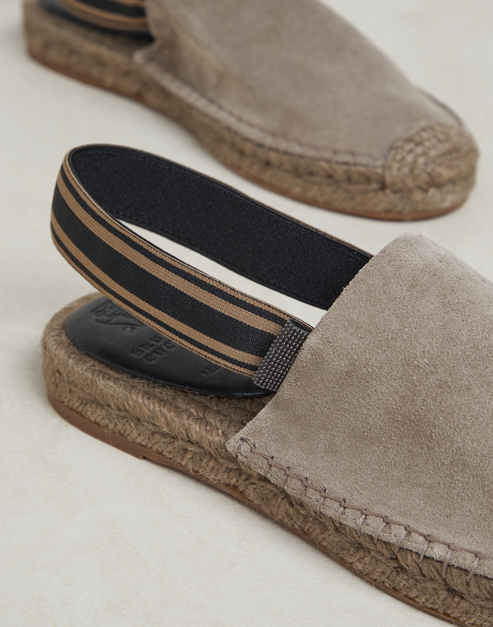 Suede espadrilles with striped strap and shiny tab - 4