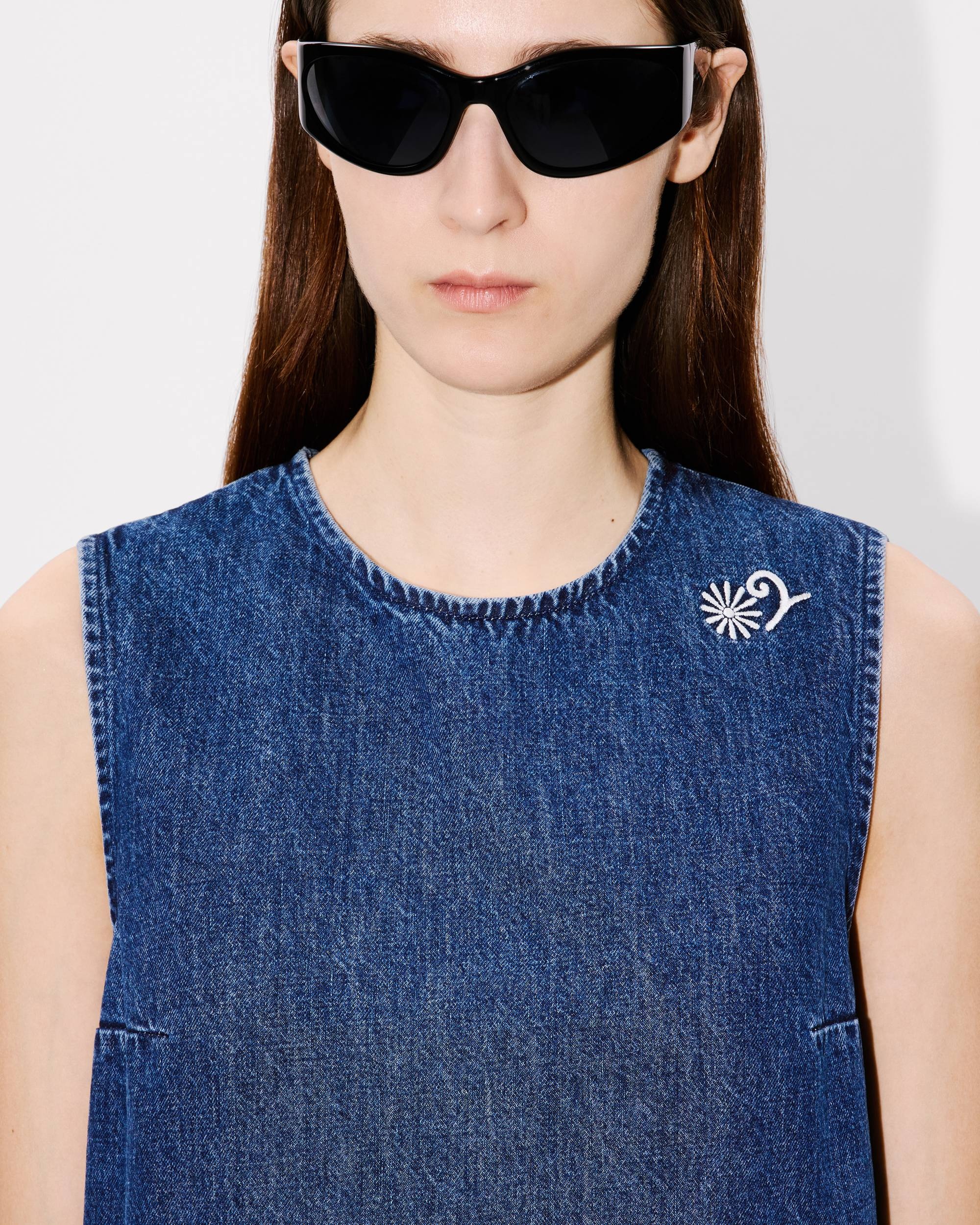 'KENZO Marguerite' embroidered short dress in japanese denim - 5