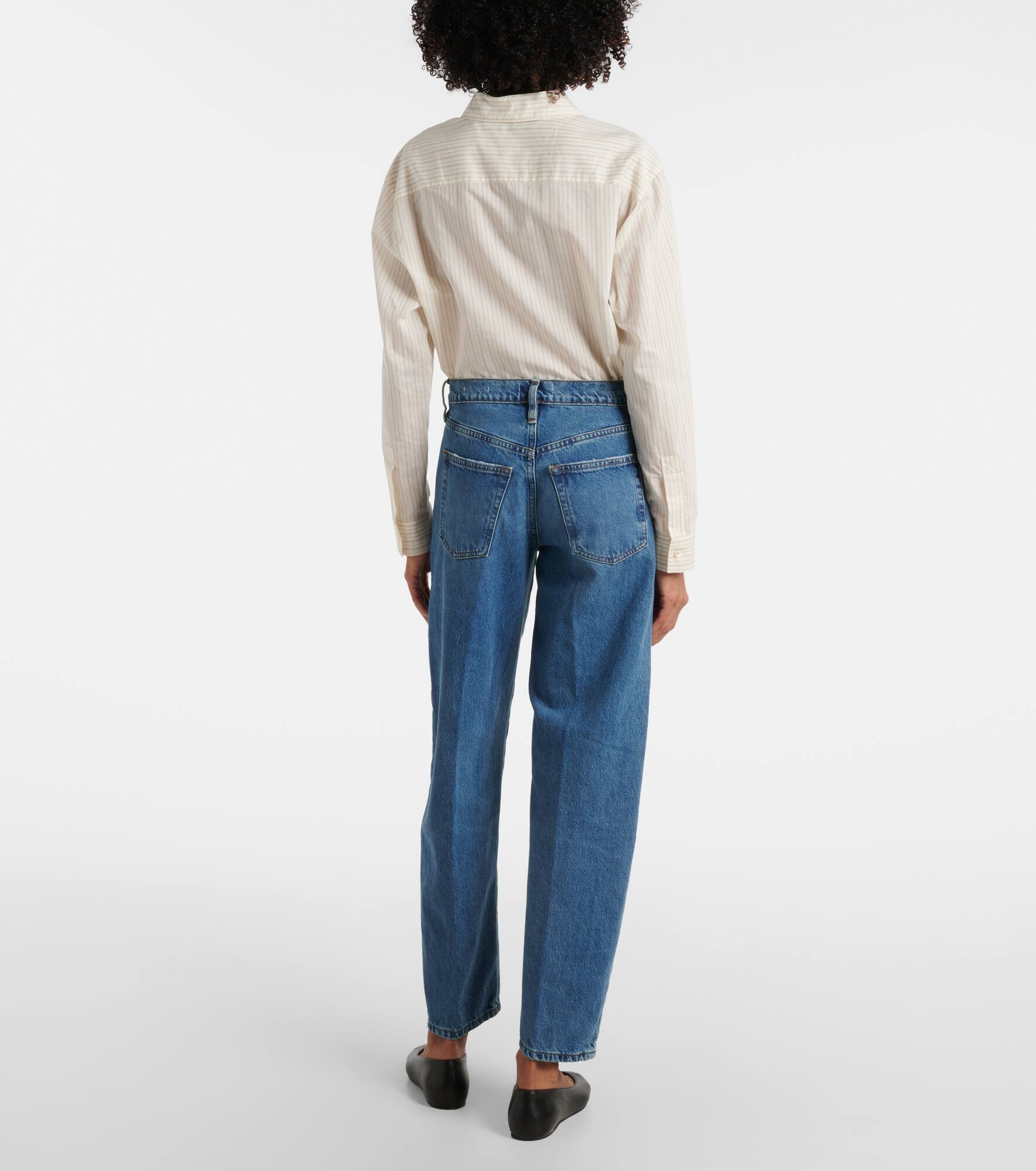 Low-rise barrel-leg jeans - 3