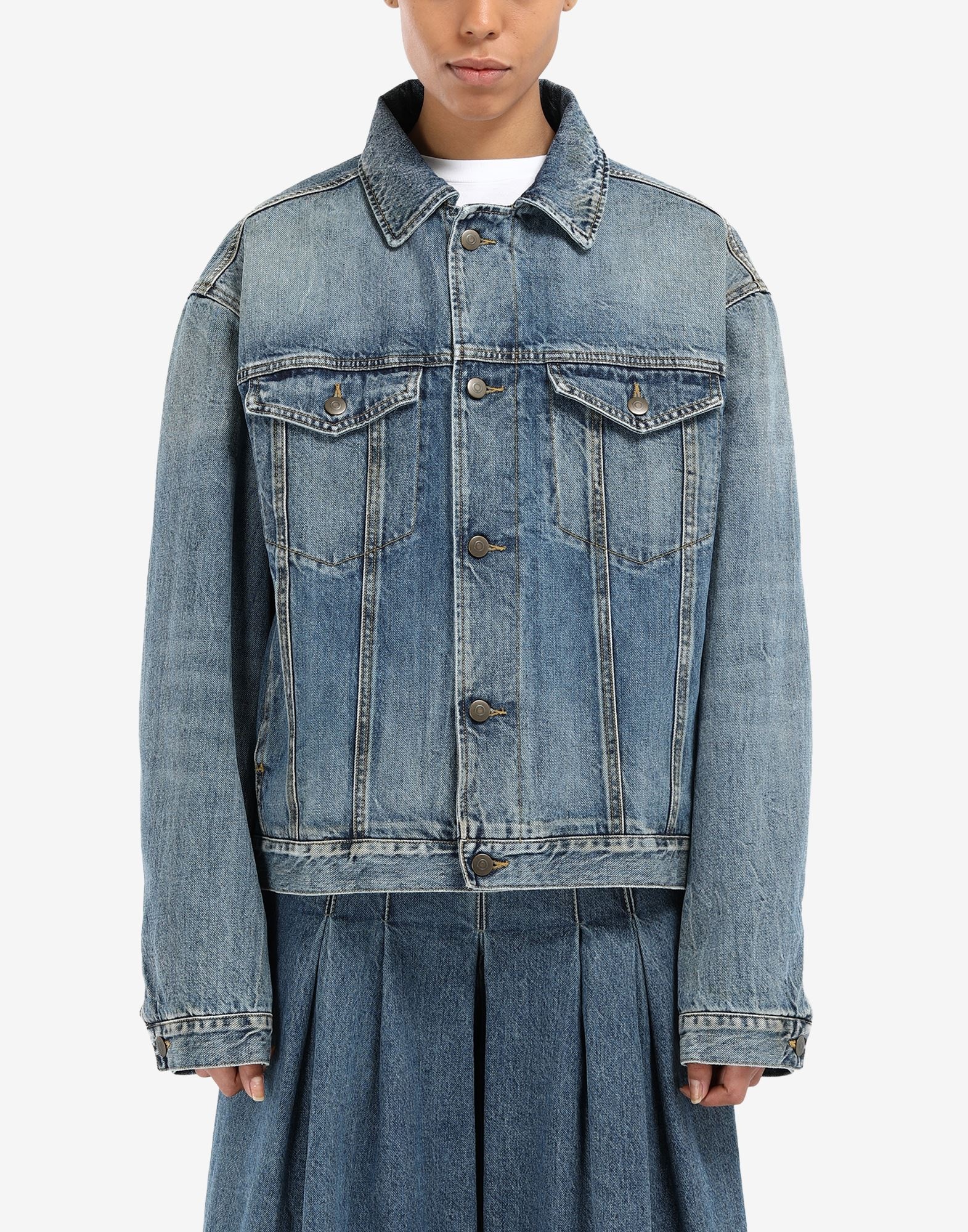 Oversized denim jacket - 5