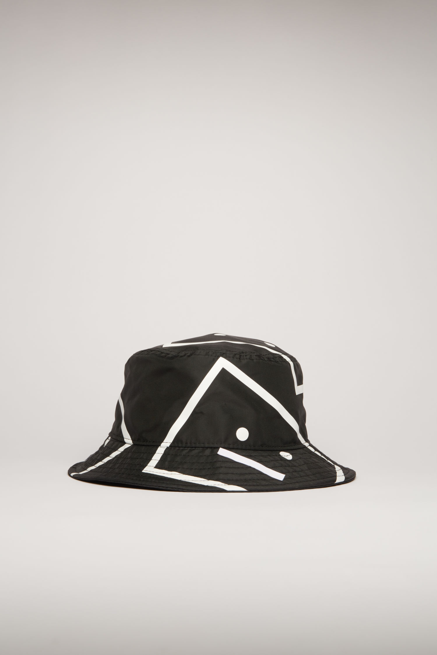 Face motif bucket hat black - 1