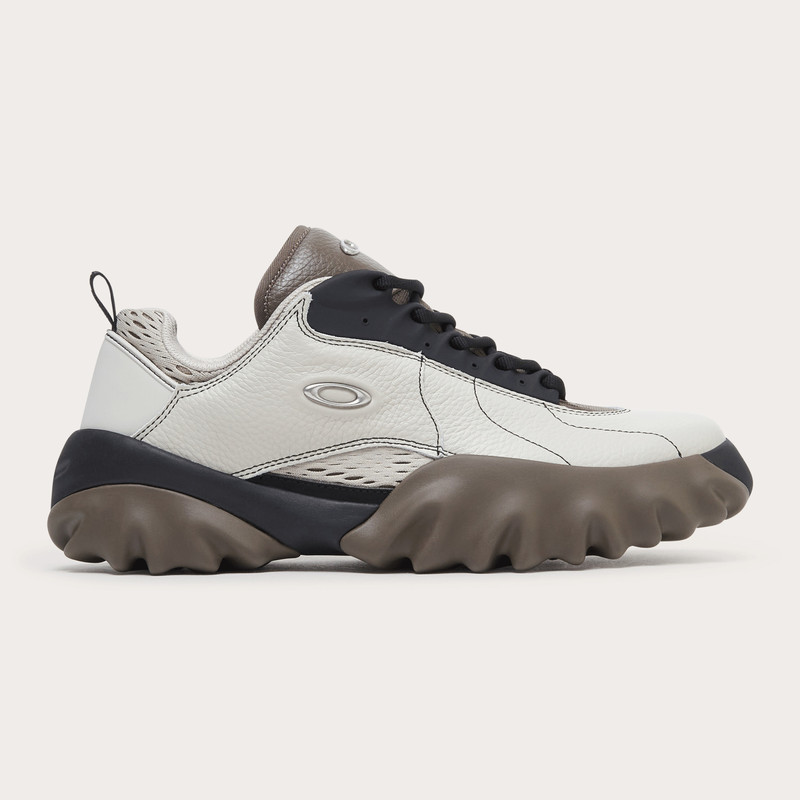 Oakley Factory team Chop Saw 1