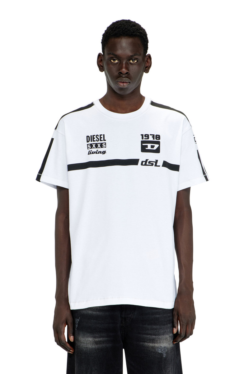 COTTON T-SHIRT WITH CONTRAST GRAPHIC PRINTS 2
