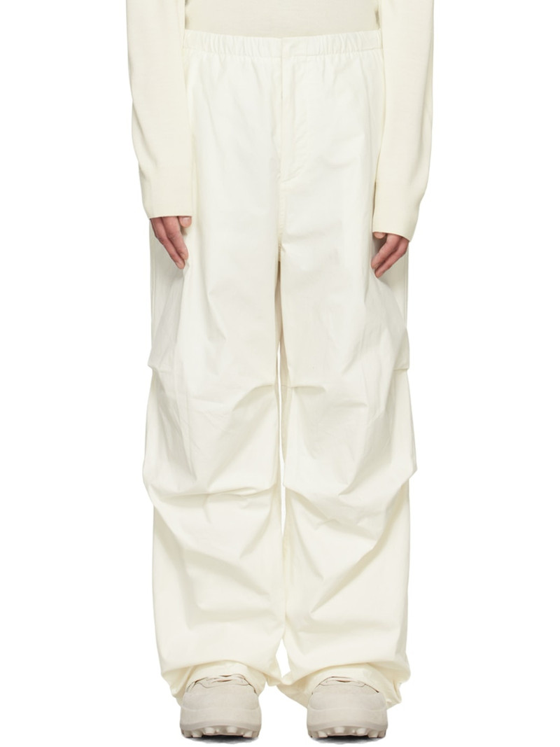 loose-fit trousers - 1