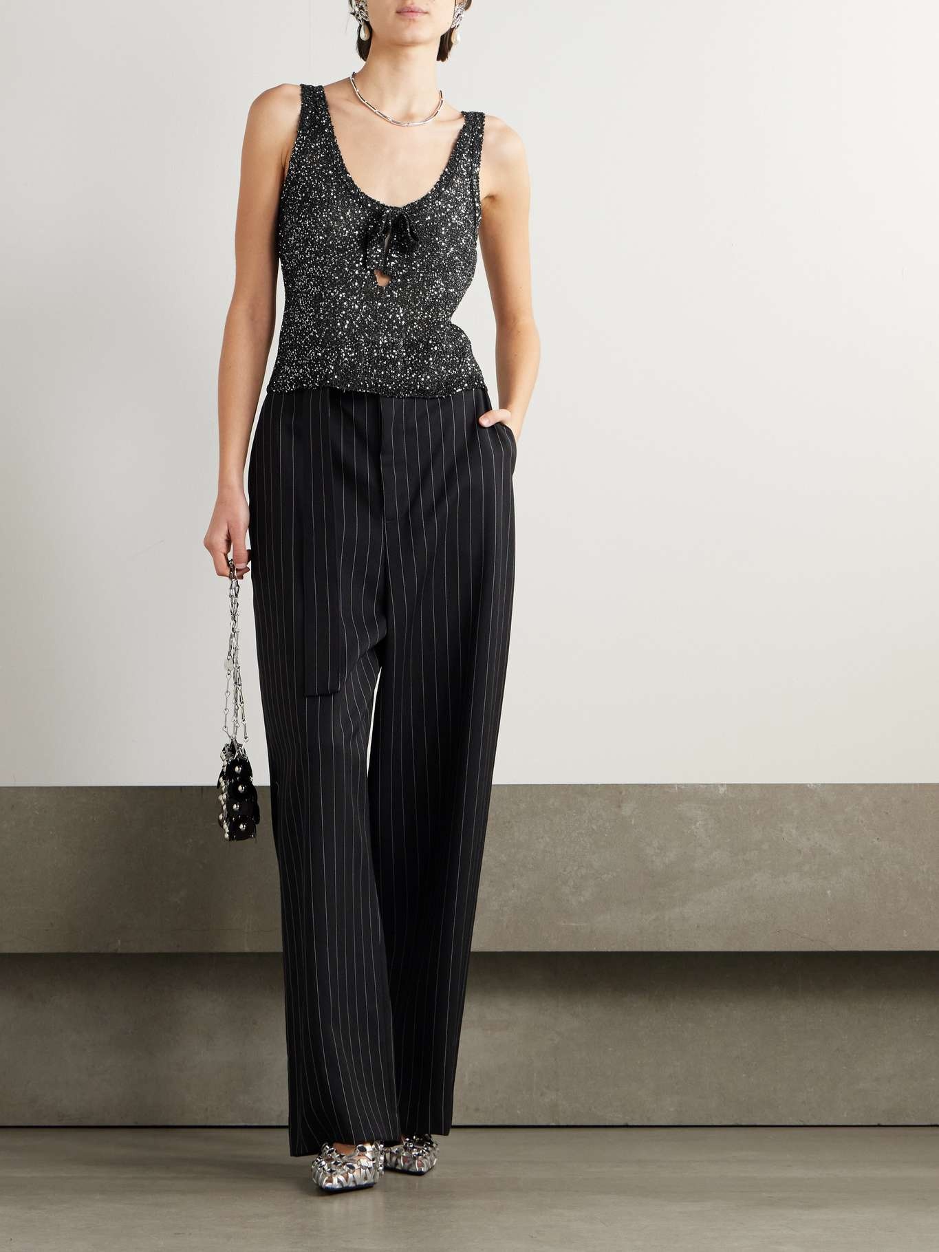 Tie-detailed sequined knitted tank Black - 2
