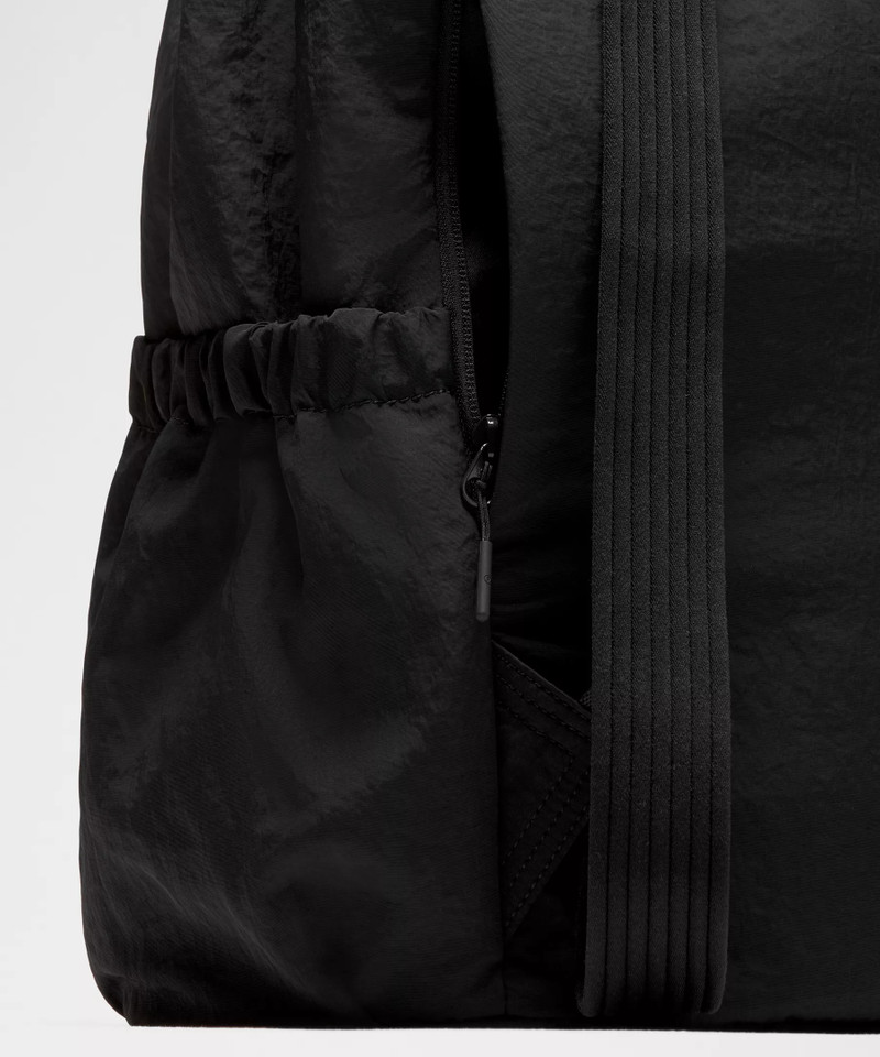 2-in-1 Drawstring Bucket Bag 7