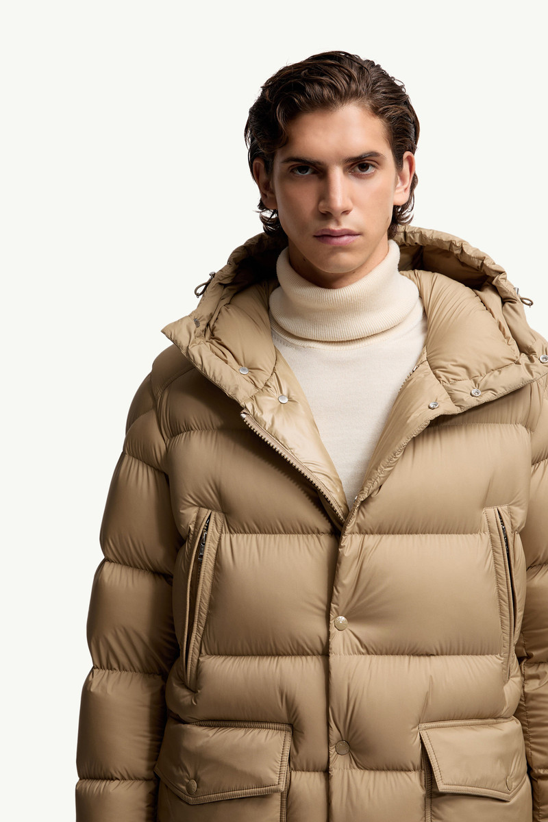 Bretagne Hooded Short Down Jacket 7