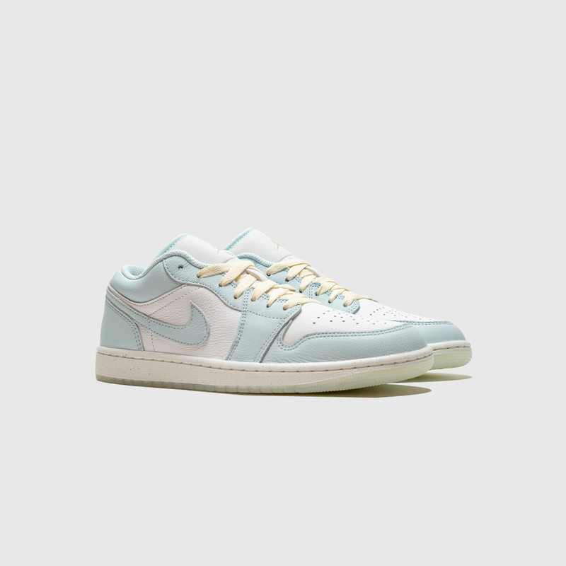 Jordan AIR JORDAN 1 LOW SE "GLACIER BLUE" outlook