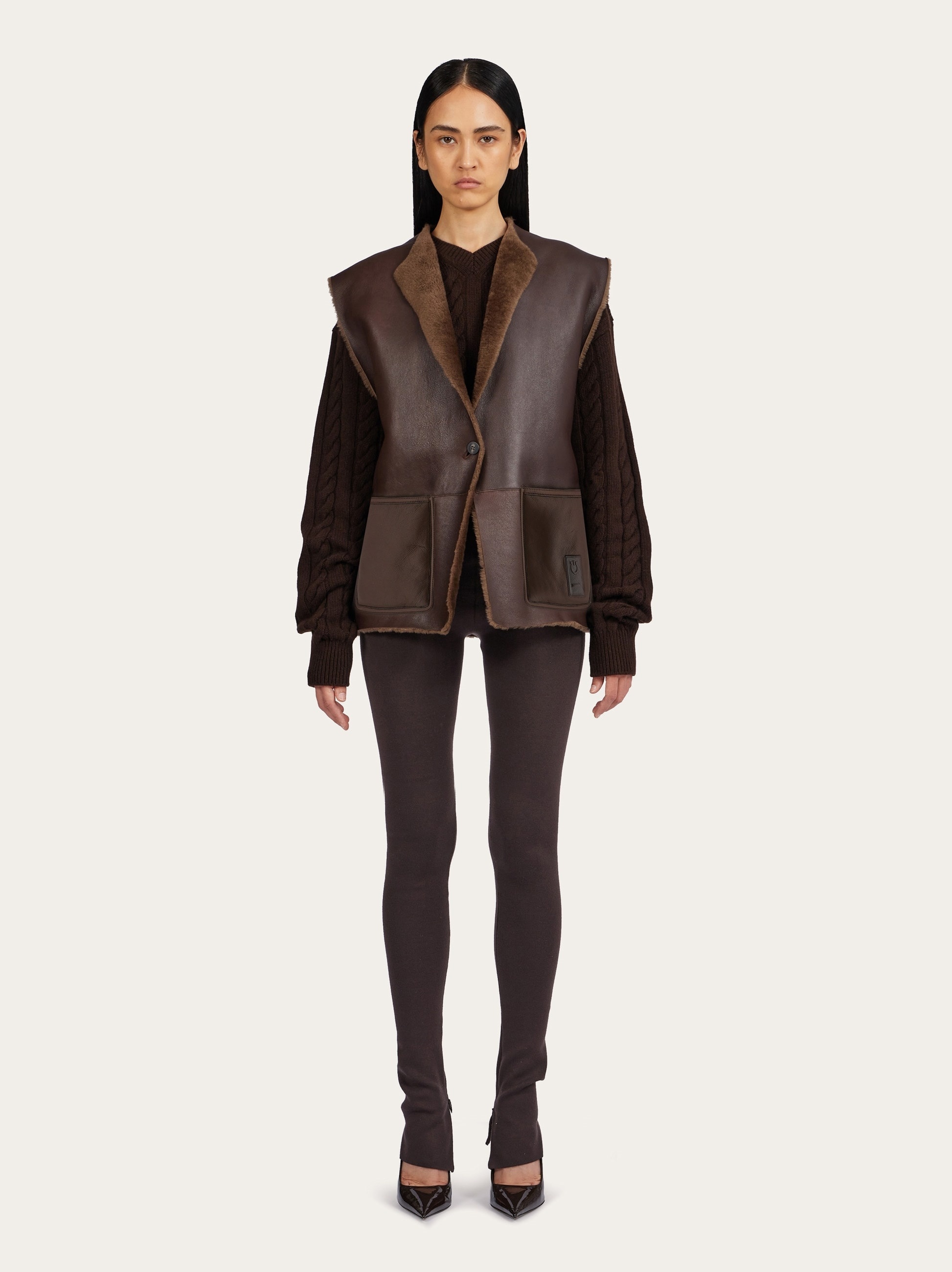 Sleeveless shearling jacket - 6