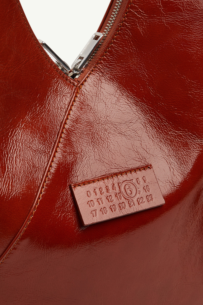 Japanese bag with zip detail 5