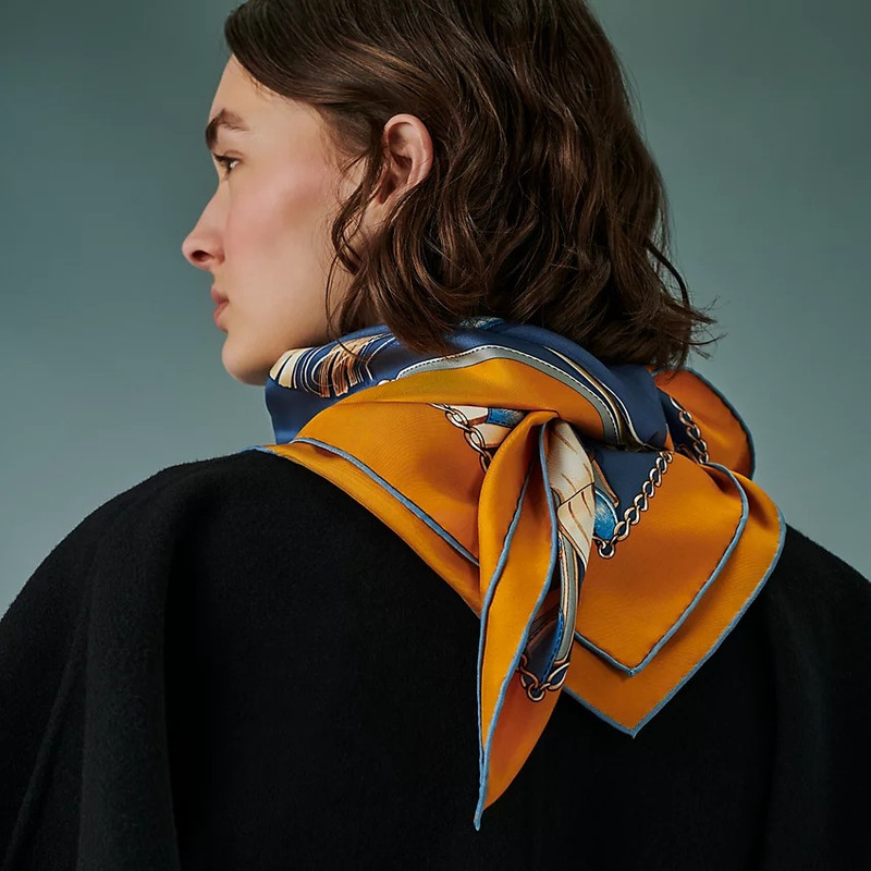 Cavalcades scarf 90 3