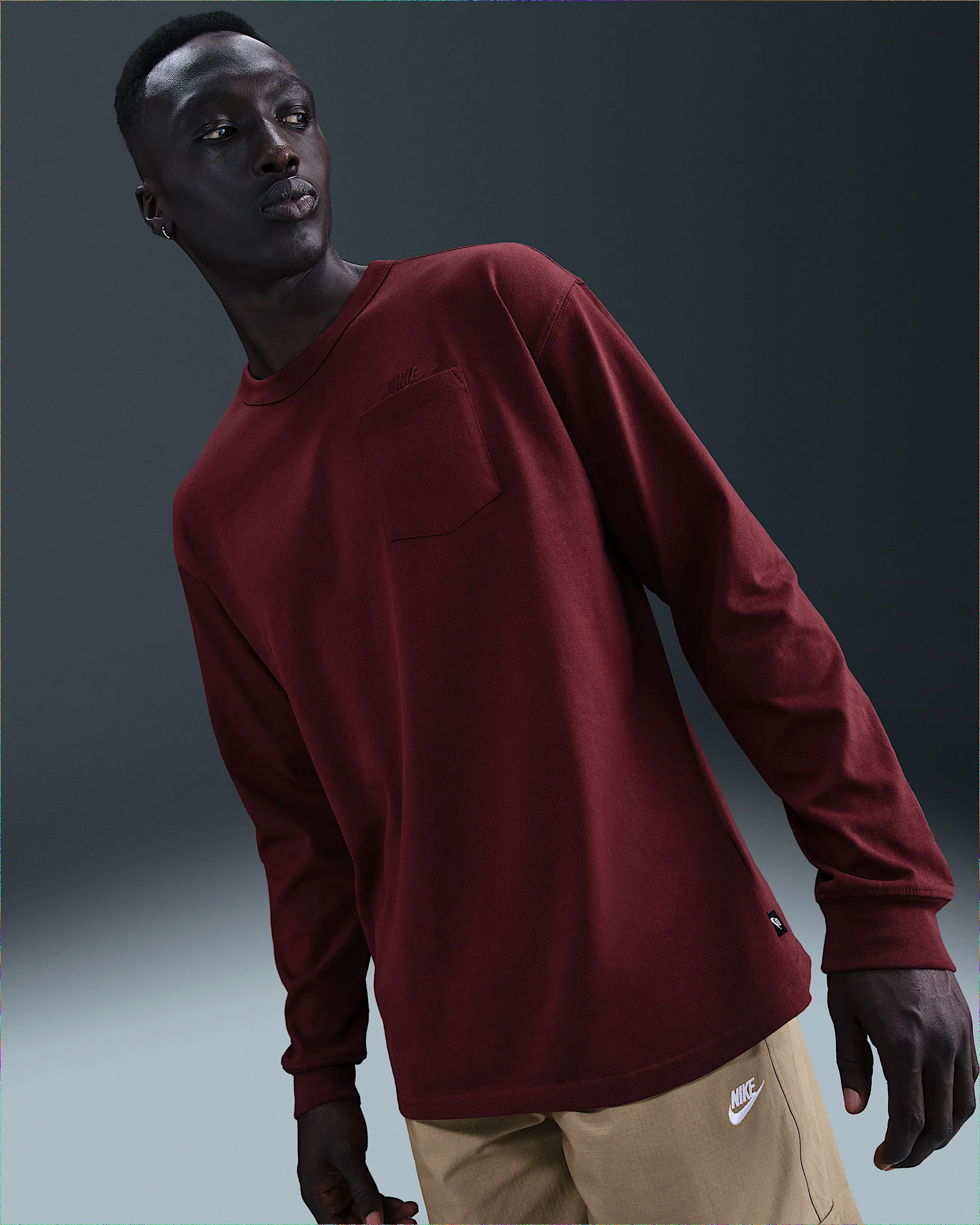 Nike Sportswear Premium Essentials Men's Long-Sleeve Pocket T-Shirt - 1