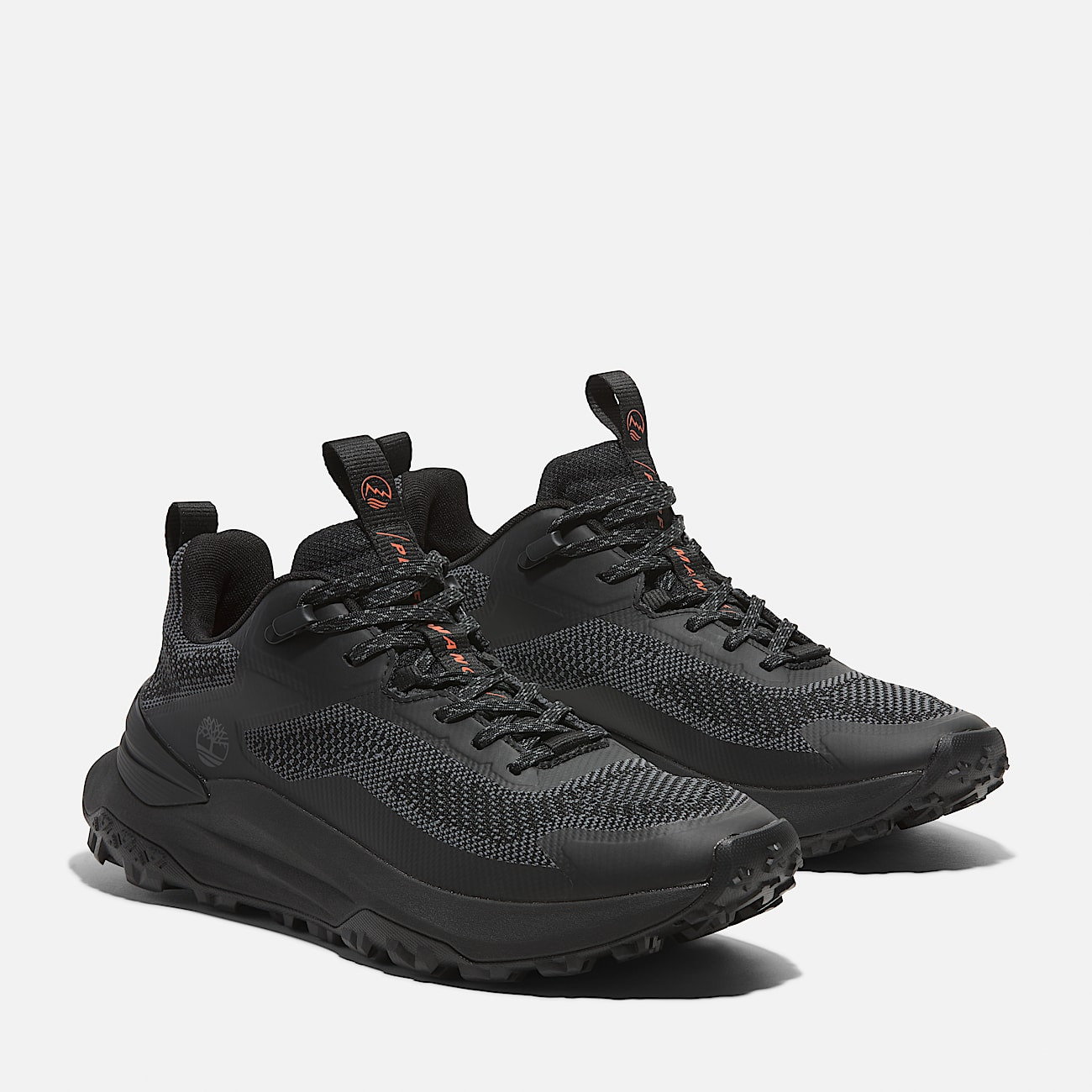 Men's Motion Access Low Lace-Up Sneaker - 6