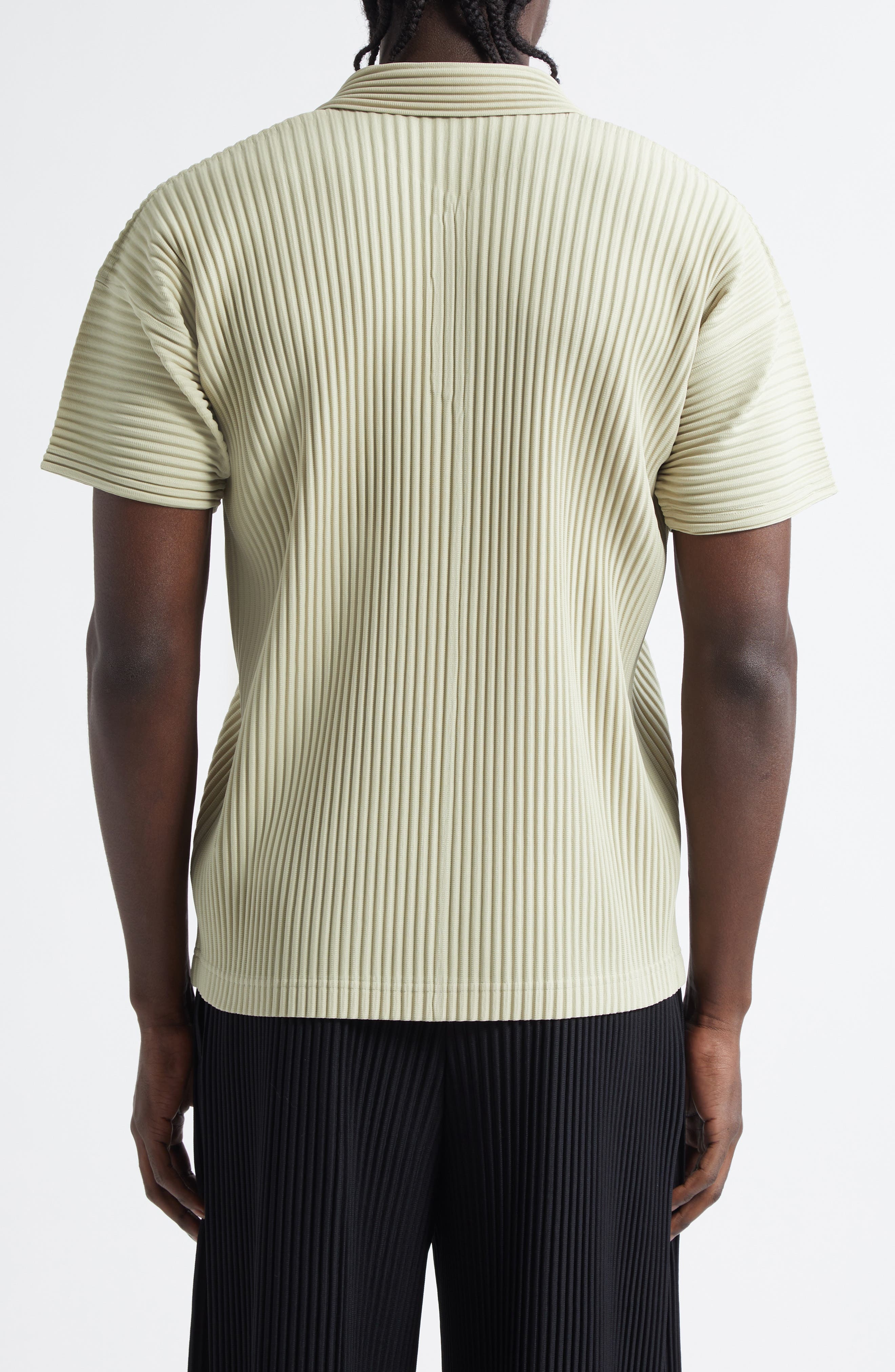 Homme Plissé Issey Miyake Monthly Colors May Pleated Polo in Dry Grass Green at Nordstrom - 3