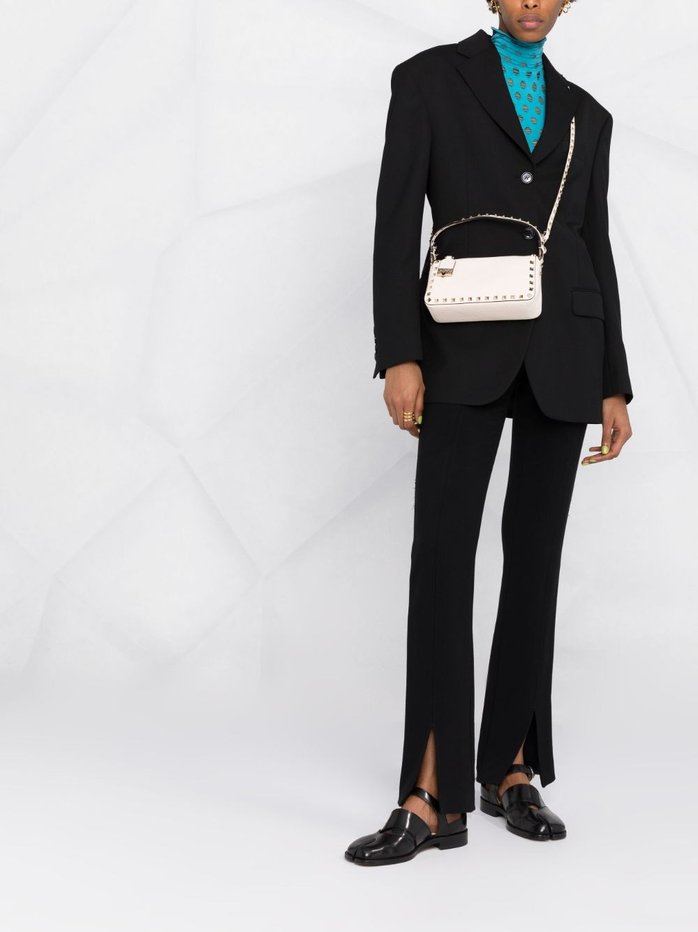 Rockstud-embellished shoulder bag - 2