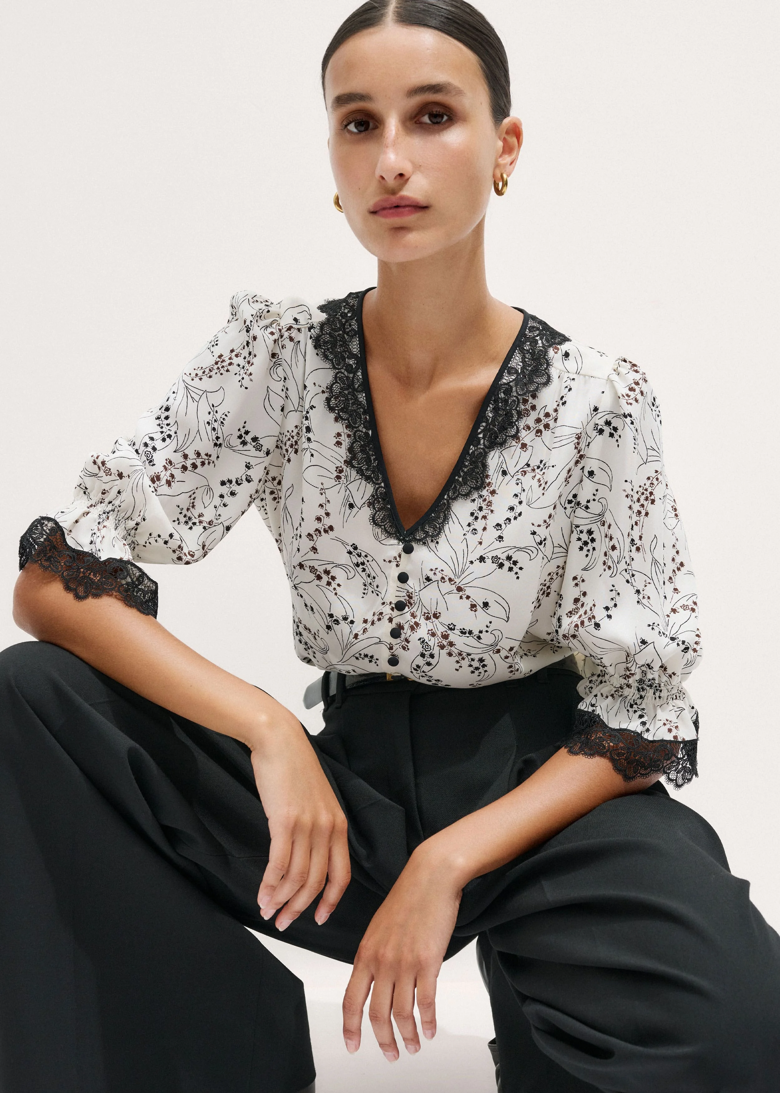 Straight Blouse + Tie - 1