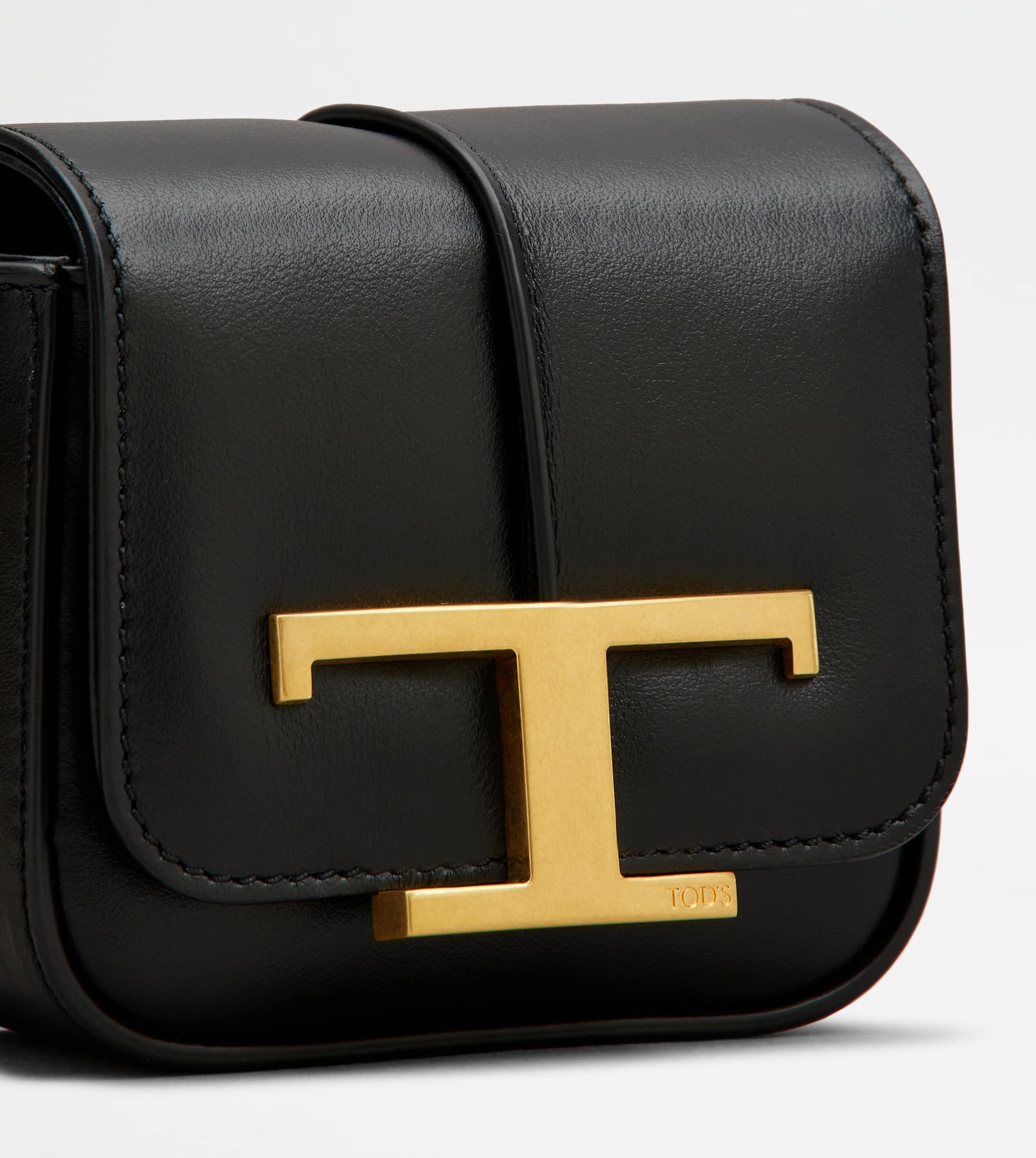 T TIMELESS CROSSBODY BAG IN LEATHER MICRO - BLACK 4
