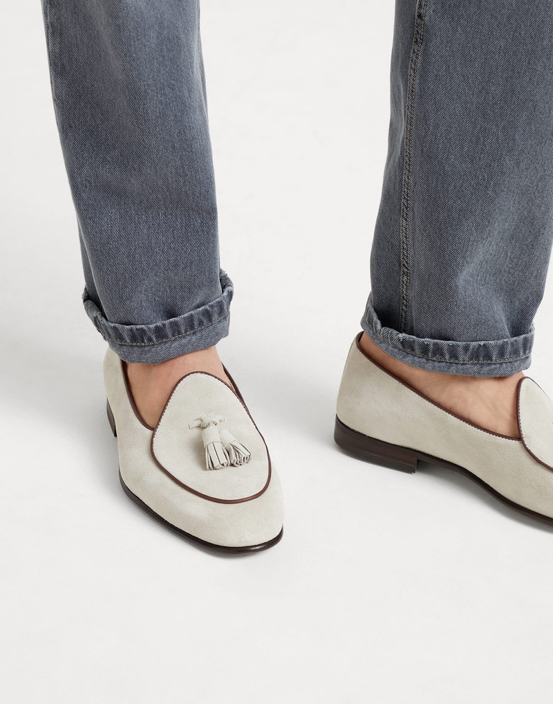 Suede Belgian loafer with tassels 4