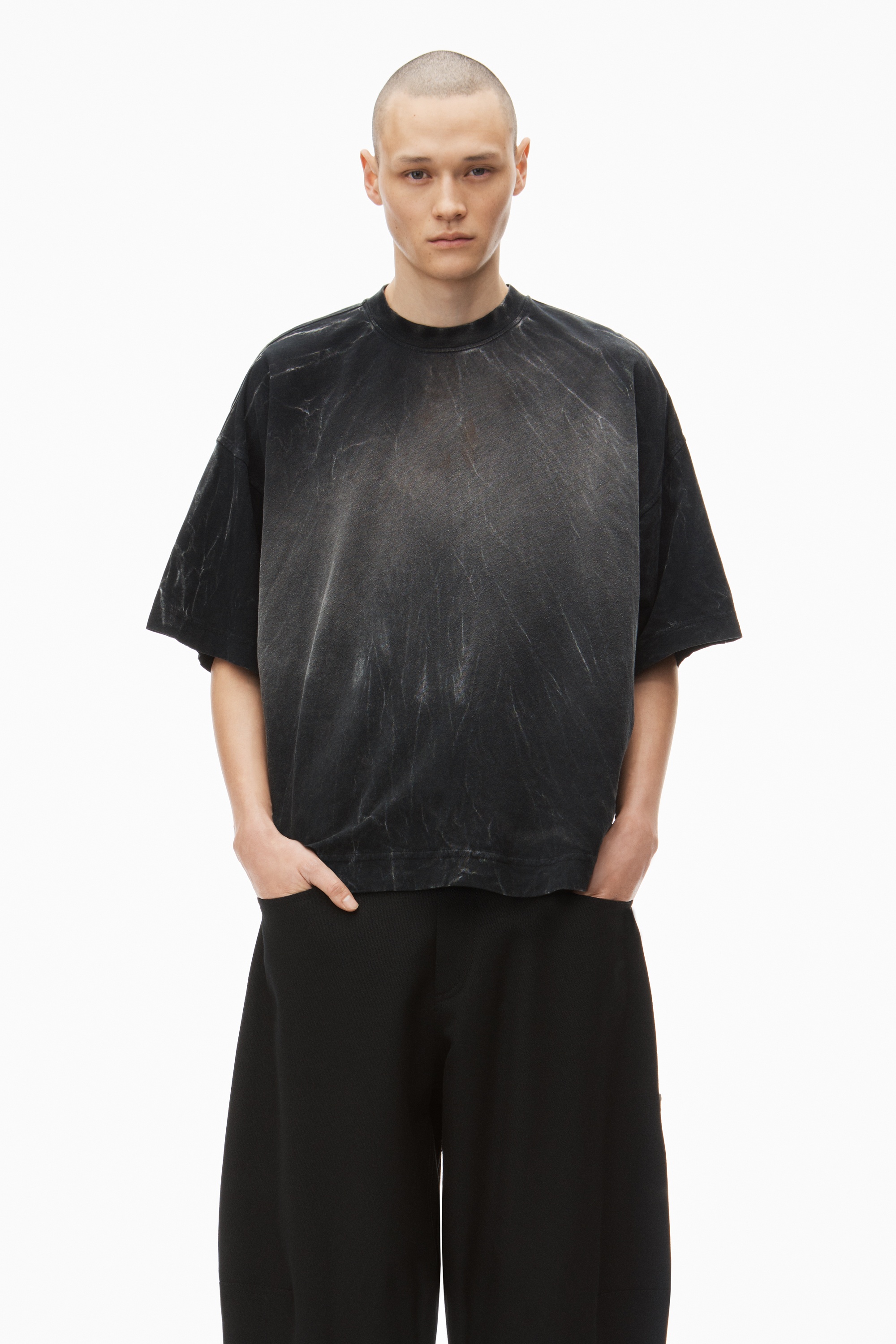 distressed wash tee in cotton - 2