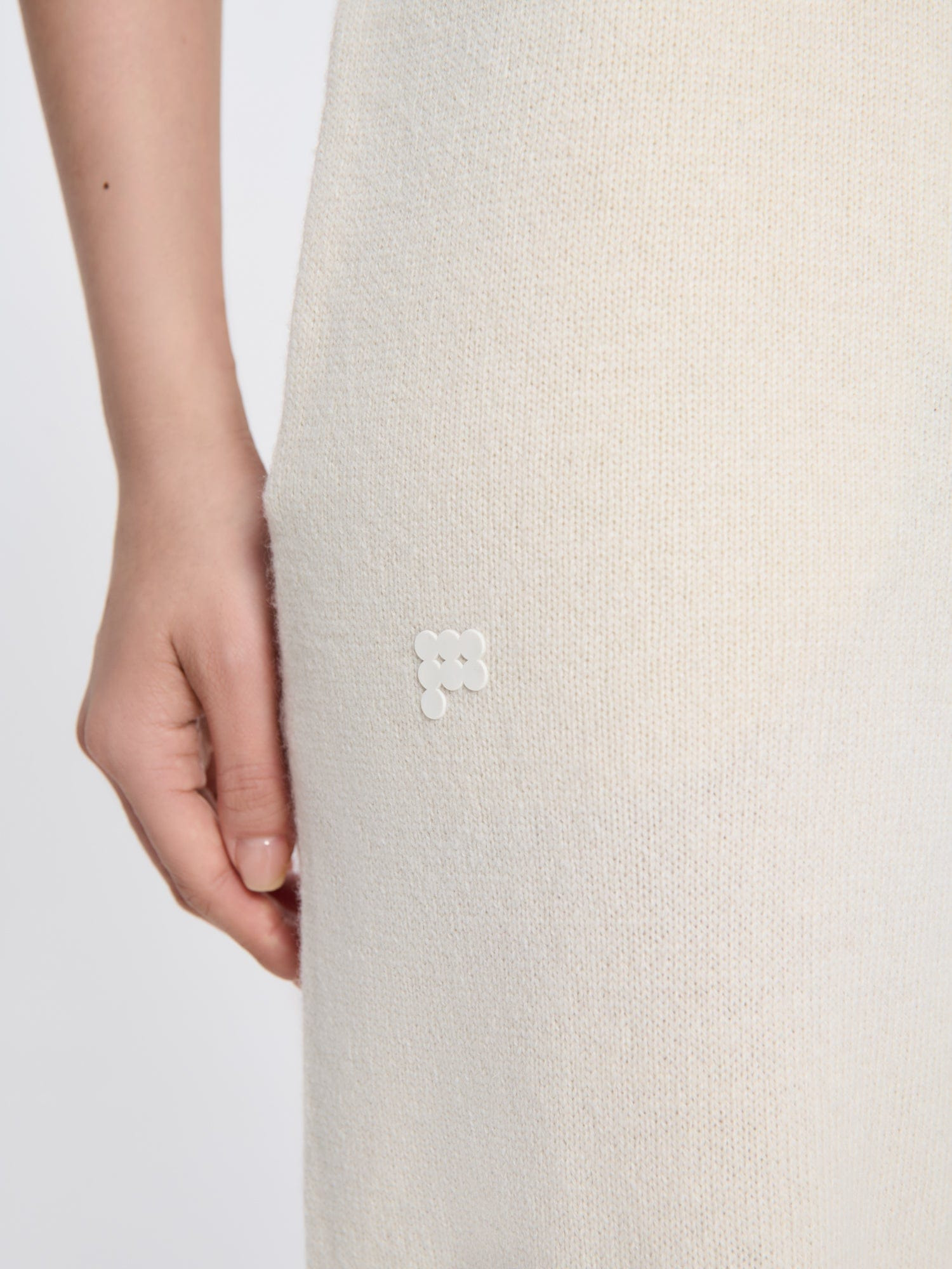 Women's DNA Recycled Cashmere Tapered Track Pants - Ecru Ivory - 4