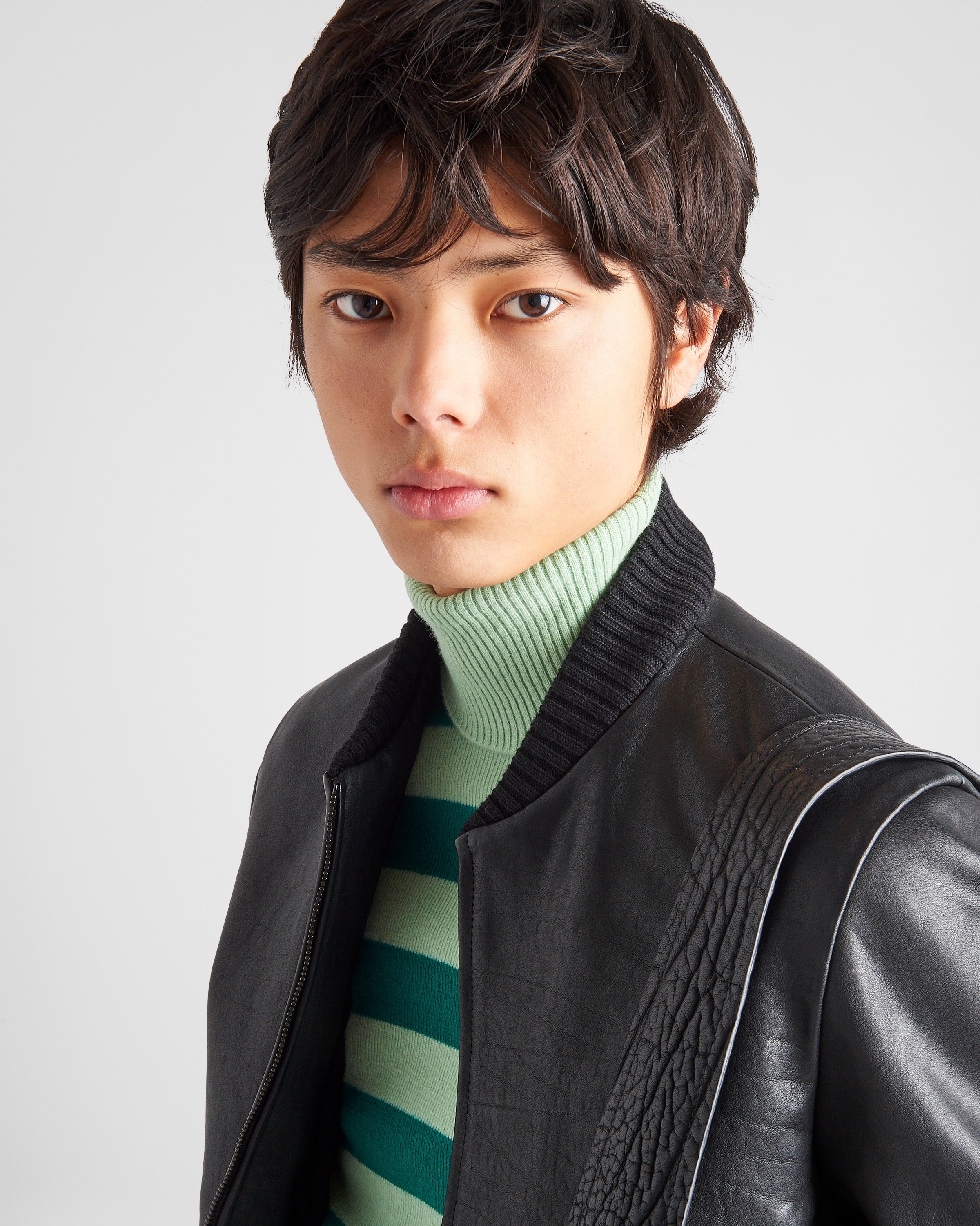 Leather bomber jacket - 3