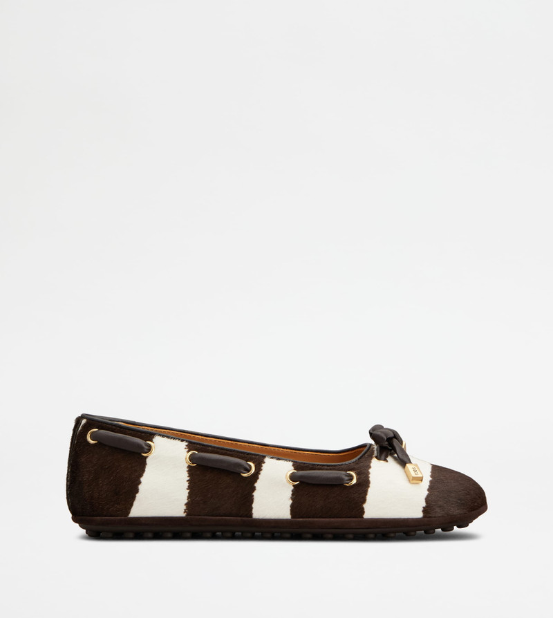 BALLERINAS IN PONY EFFECT LEATHER - BROWN, WHITE 1