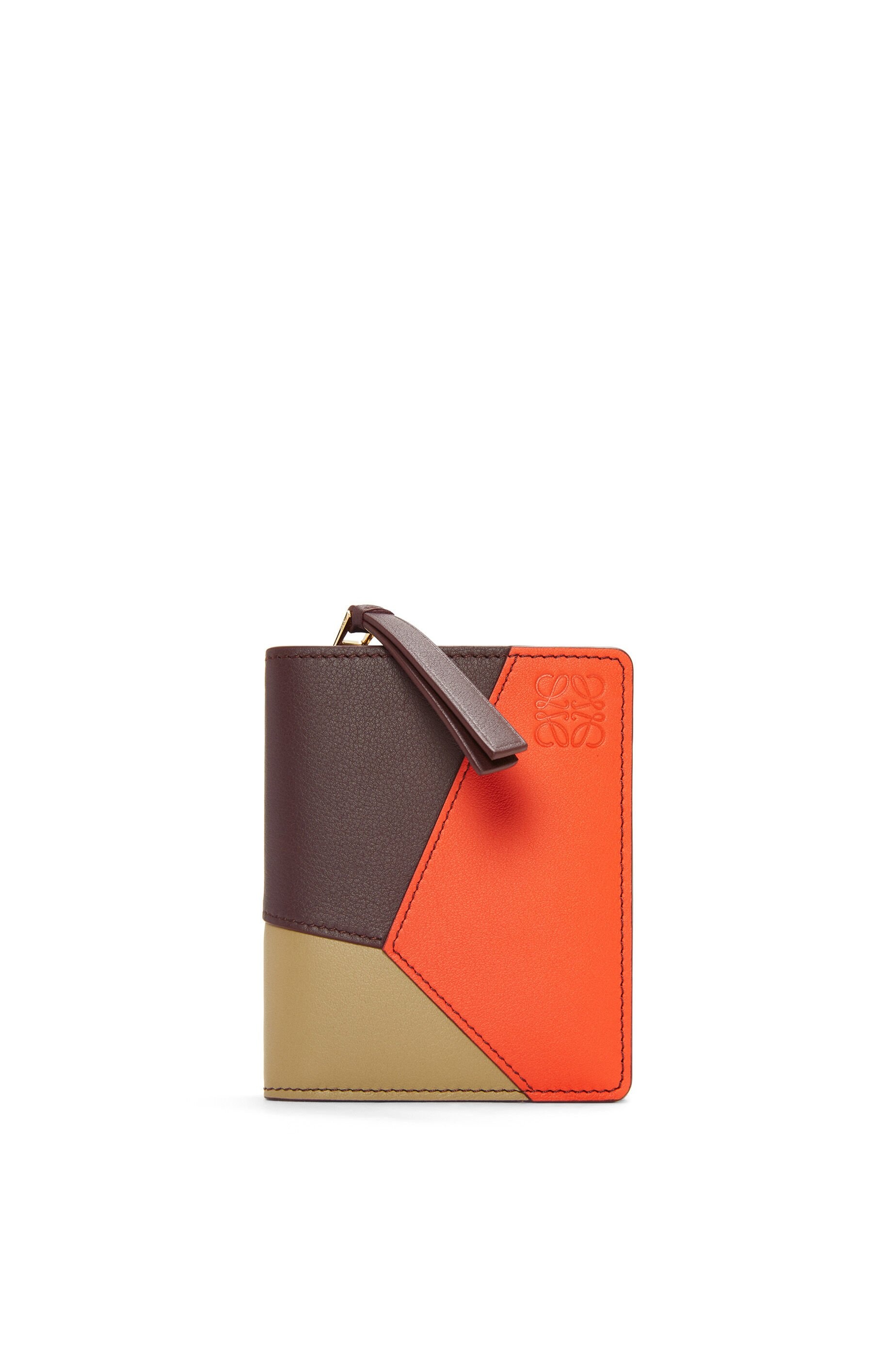 ☆Outlet特価☆【LOEWE】PUZZLE COMPACT ZIP WALLET C510Z41X10 Loewe Puzzle compact zip wallet in classic calfskin | REVERSIBLE