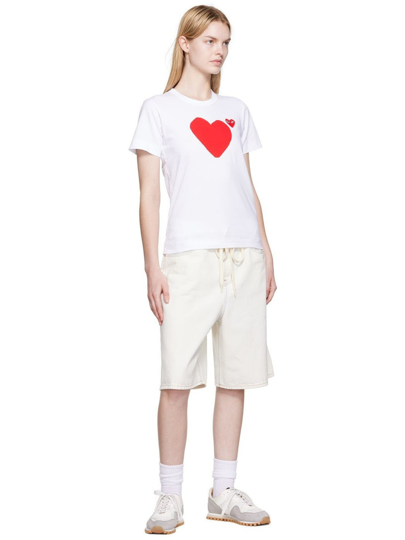 Comme des Garçons PLAY White Heart Patch T-Shirt outlook