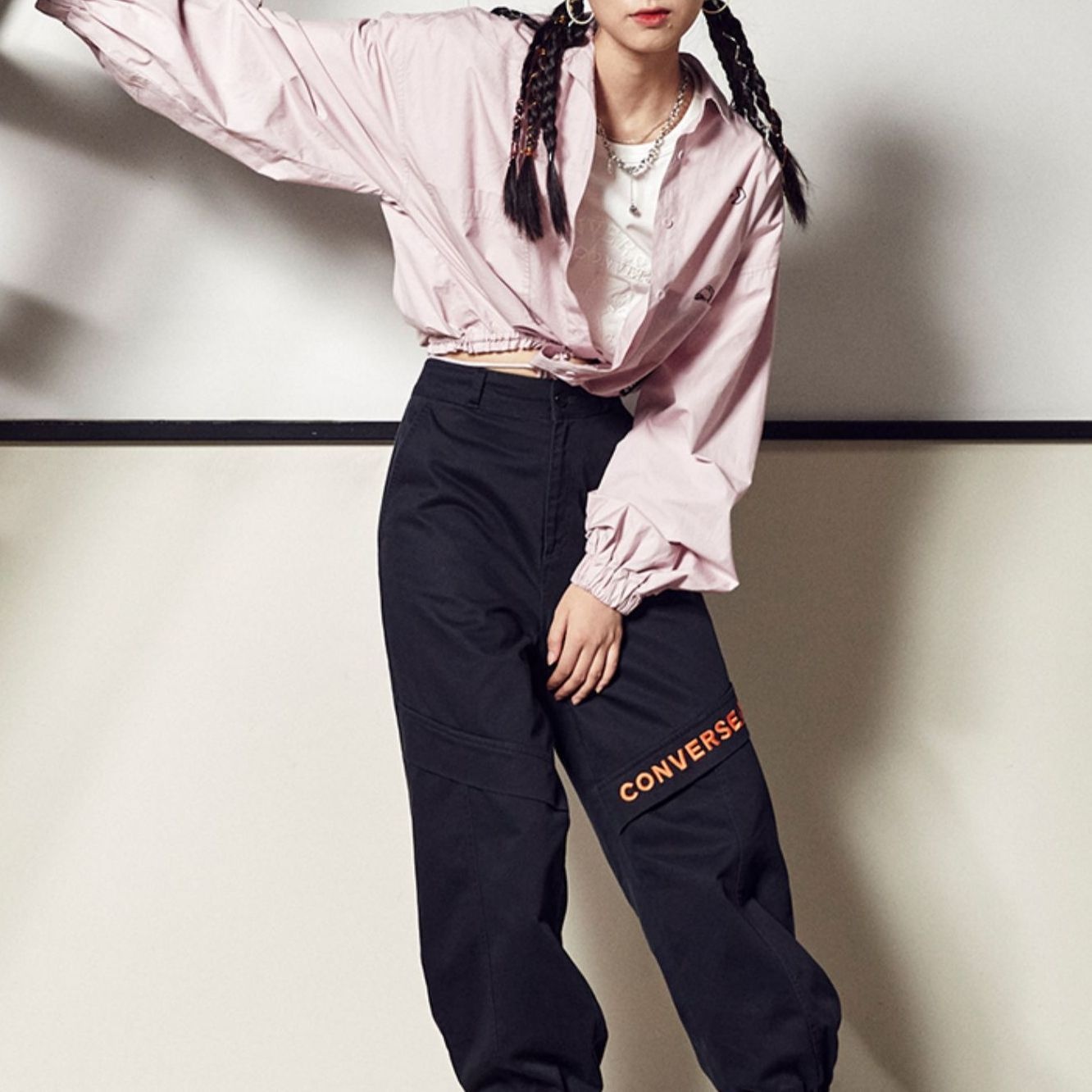 (WMNS) Converse Small Logo Casual Shirt Jacket Pink Purple 10023159-A02 - 3