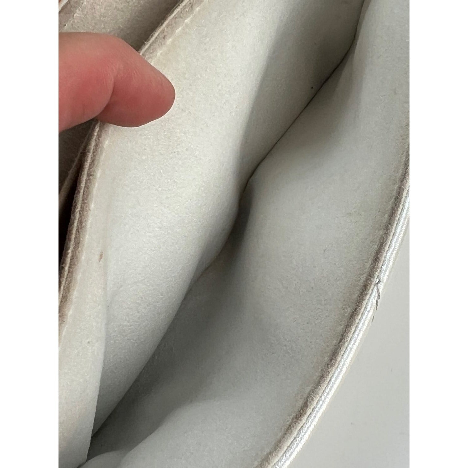 LOUIS VUITTON Metallic Calfskin New Wave Chain PM White Shoulder Bag - 9